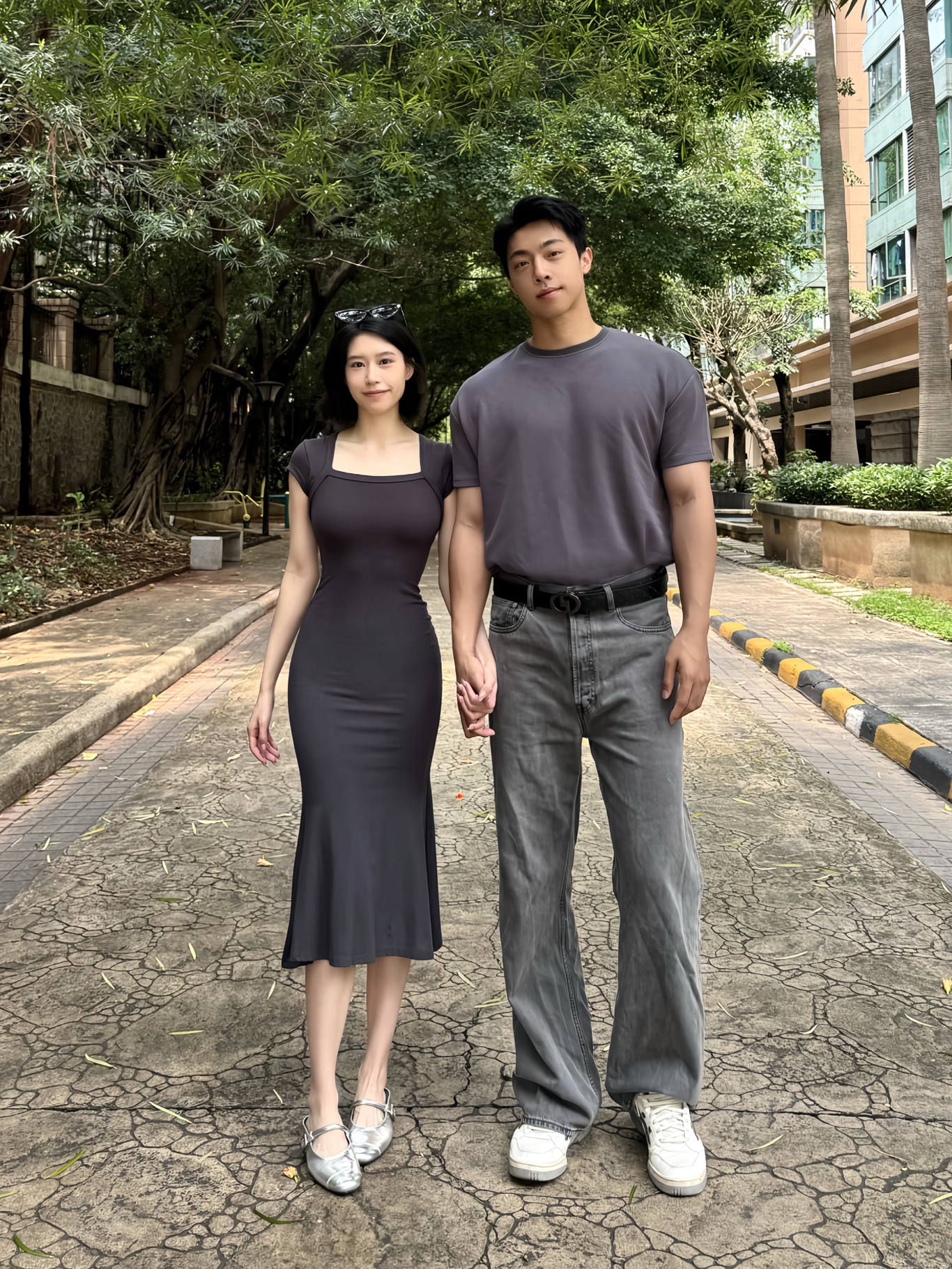 和黑皮肌肉弟弟的520约会outfit??‍?‍??戴皮带