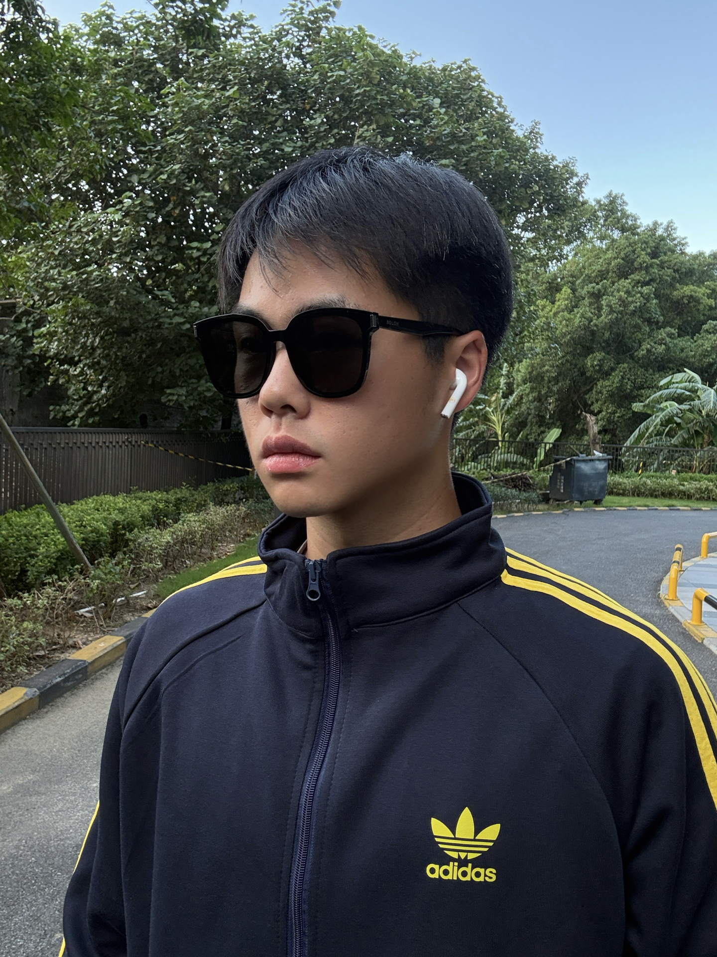 墨镜显脸小吗?这款圆脸方脸都试试