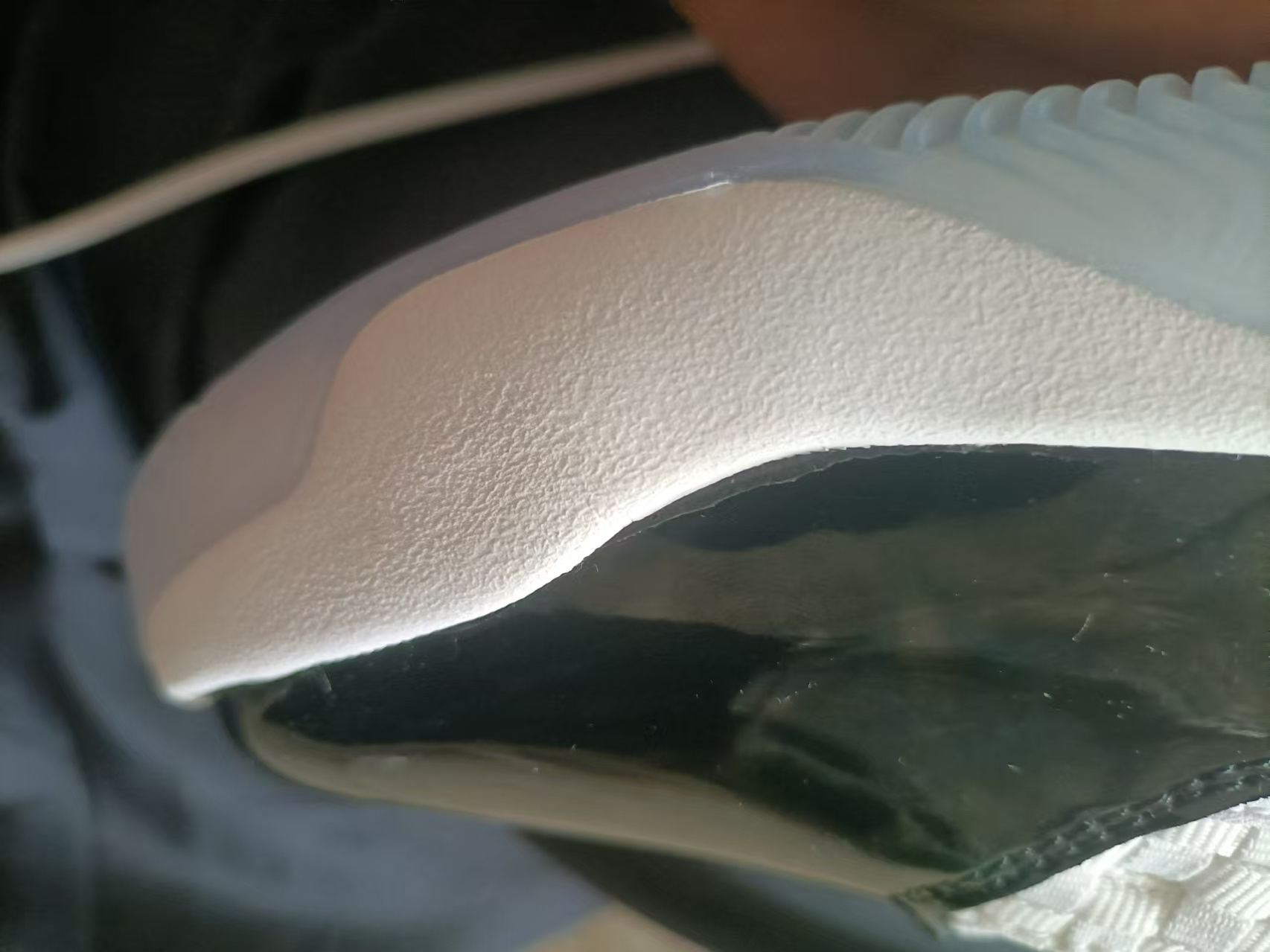 custom review-Jordan Max Aura 2 'Белый Фитнес-красный' Амортизация Износостойкий Высокий Топ Винтажные баскетбольные кроссовки Мужской Белый черный