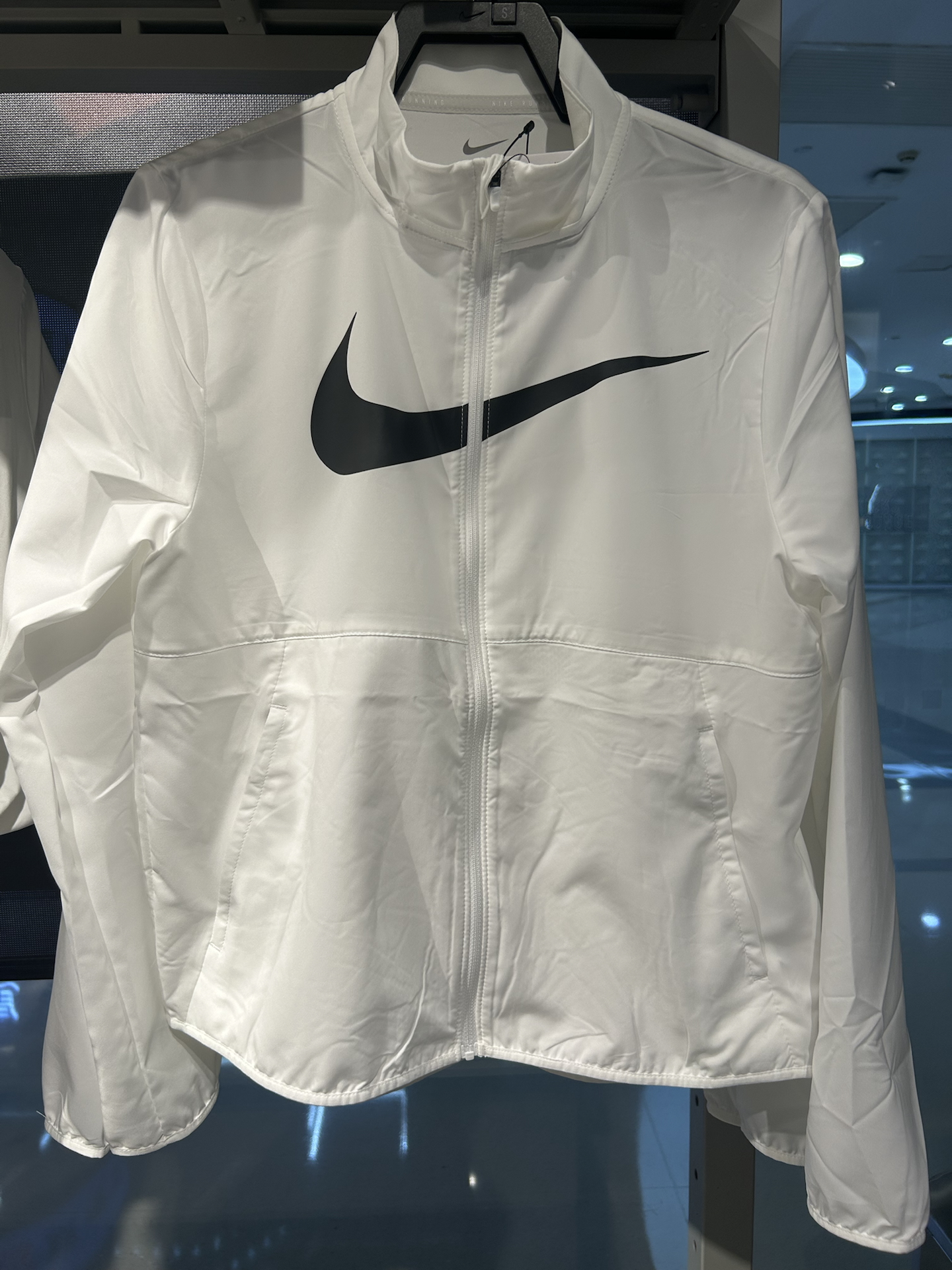 nike这个百搭的外套真的戳中我了