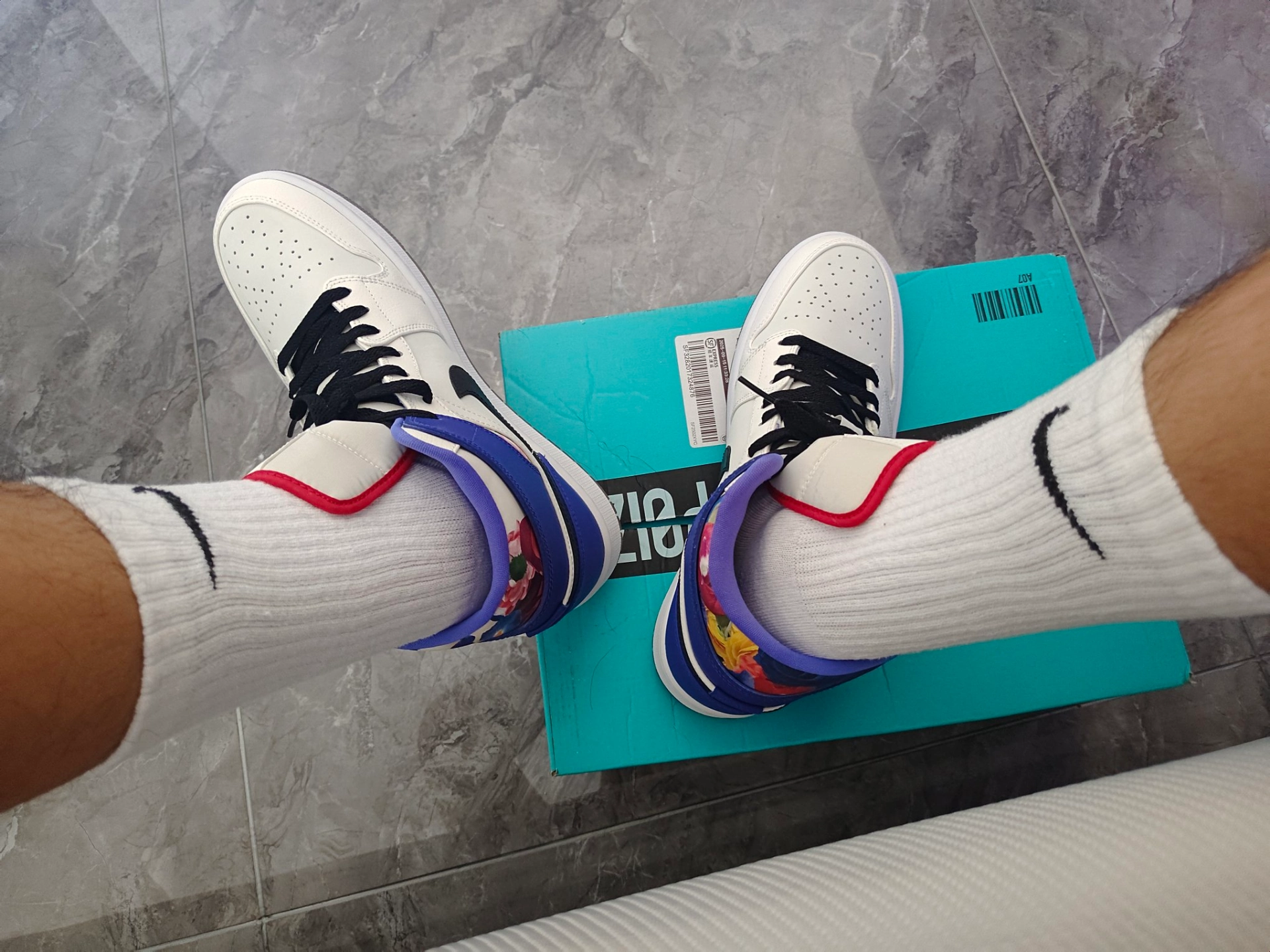 custom review-Jordan Air Jordan 1 MID 'Цветочный дизайн Сад' MID Топ Винтажные баскетбольные кроссовки Мужской Белый фиолетовый