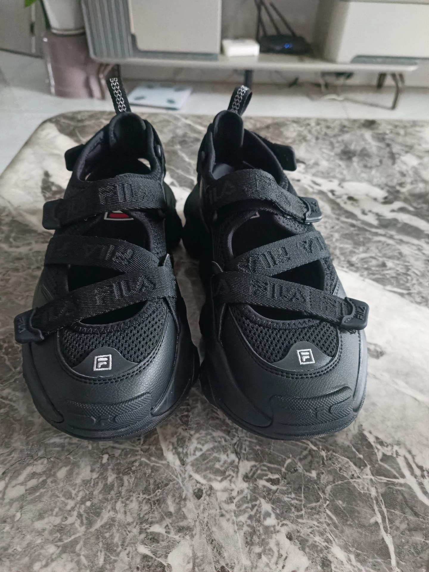 custom review-FILA FRAGOLA Дышащая Увеличивающая Высоту Устойчивая к Износу Амортизация Легкая Обувь для Водных Спорт Женская Черная