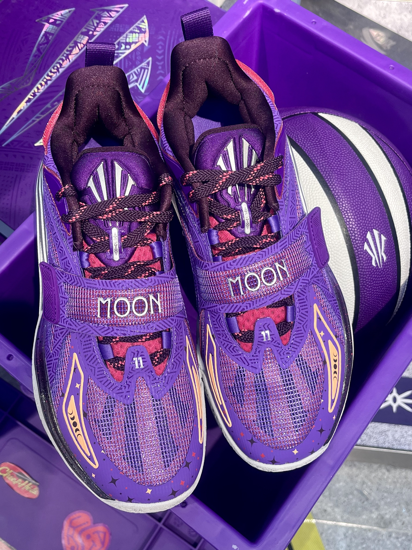 安踏欧文一代收官配色