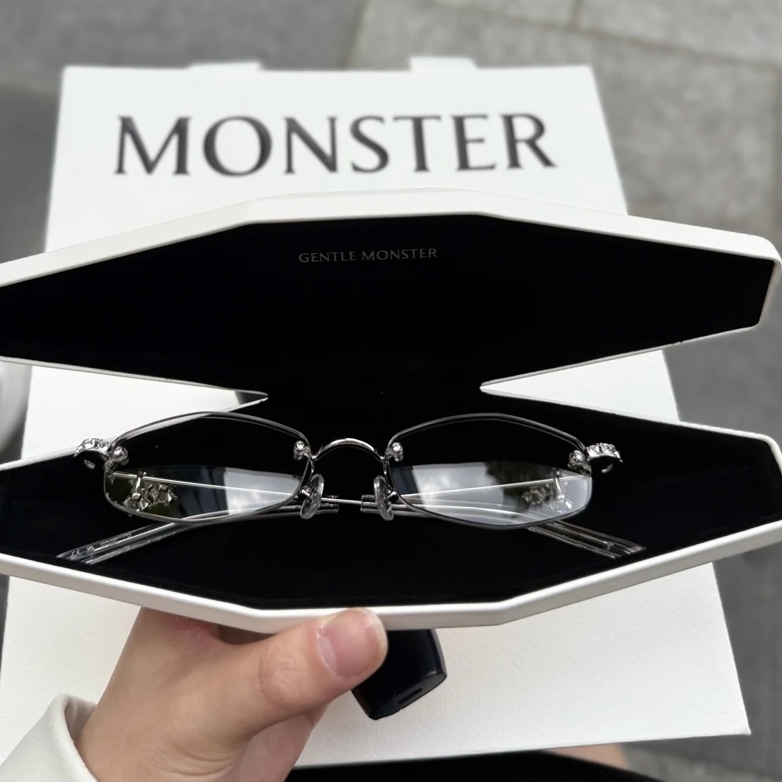 custom review-GENTLE MONSTER Металл Драгоценный камень Овал Оправы для очков Унисекс Серебряный