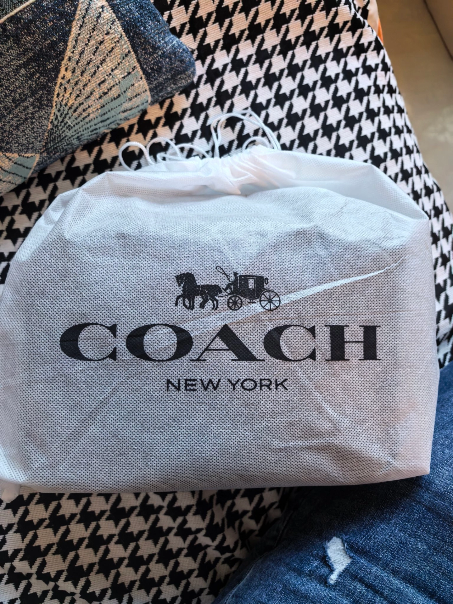 custom review-COACH Graham Искусственная кожа с коровьей кожей Сумка через плечо Средняя Мужская Черная