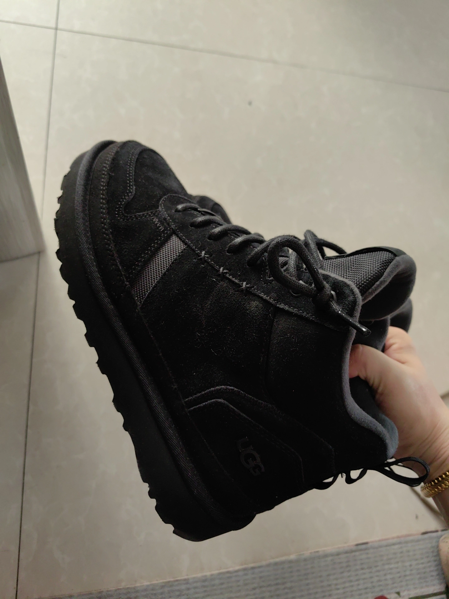 custom review-UGG Ботильоны Мужские Черные