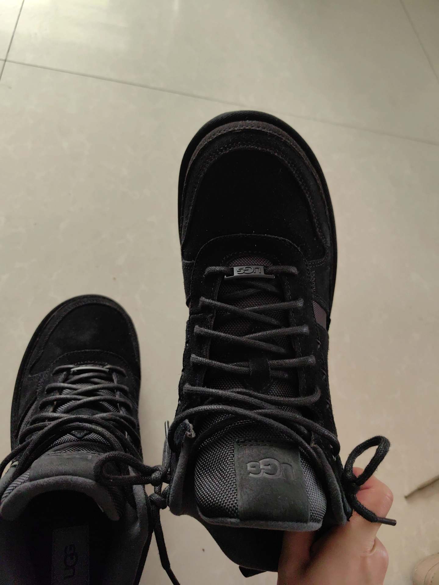 custom review-UGG Ботильоны Мужские Черные