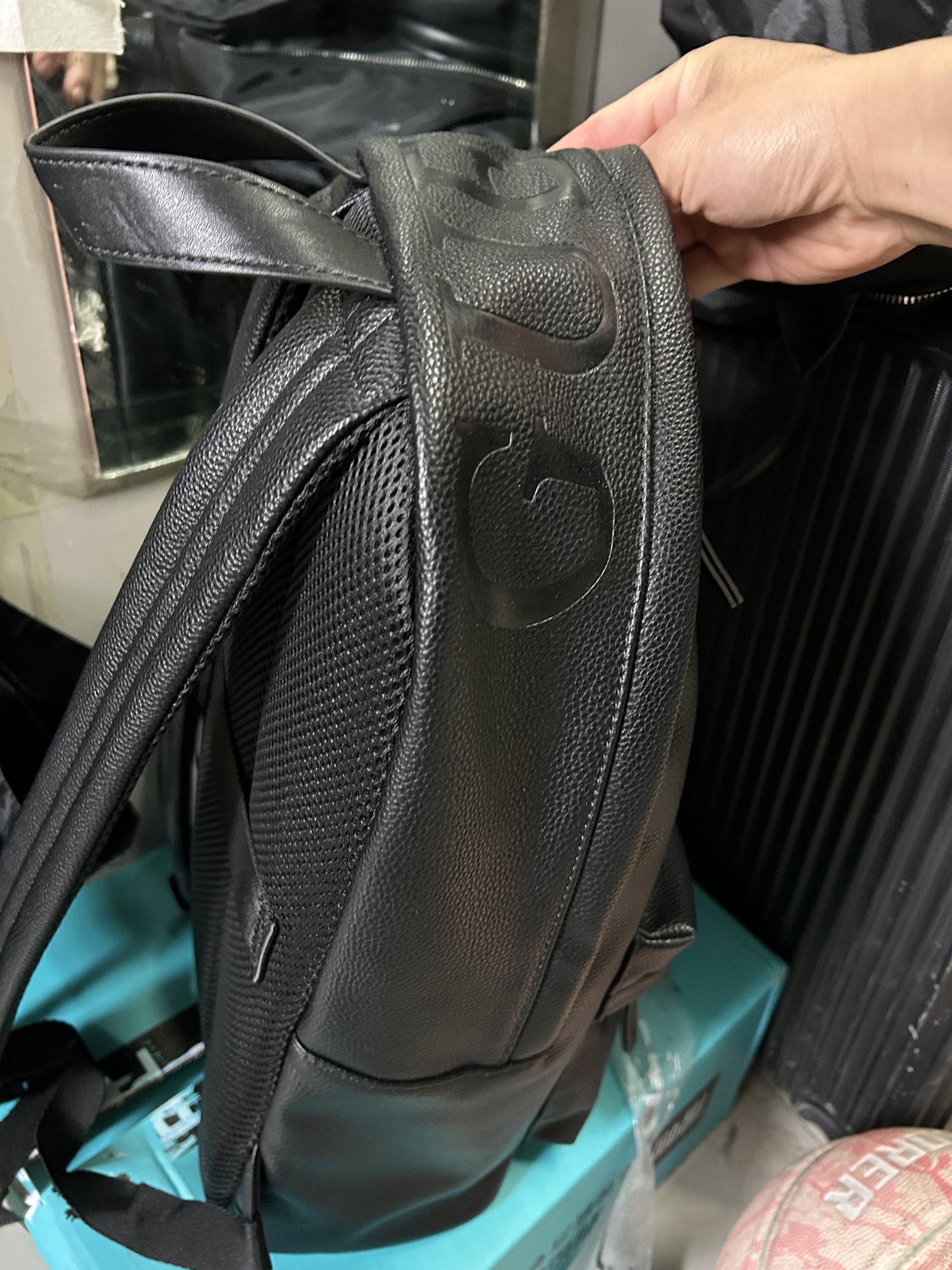 custom review-GUESS Синтетическая кожа Студенческий рюкзак из кожи Легкий Рюкзак для путешествий Рюкзак для ноутбука Стандартный Унисекс