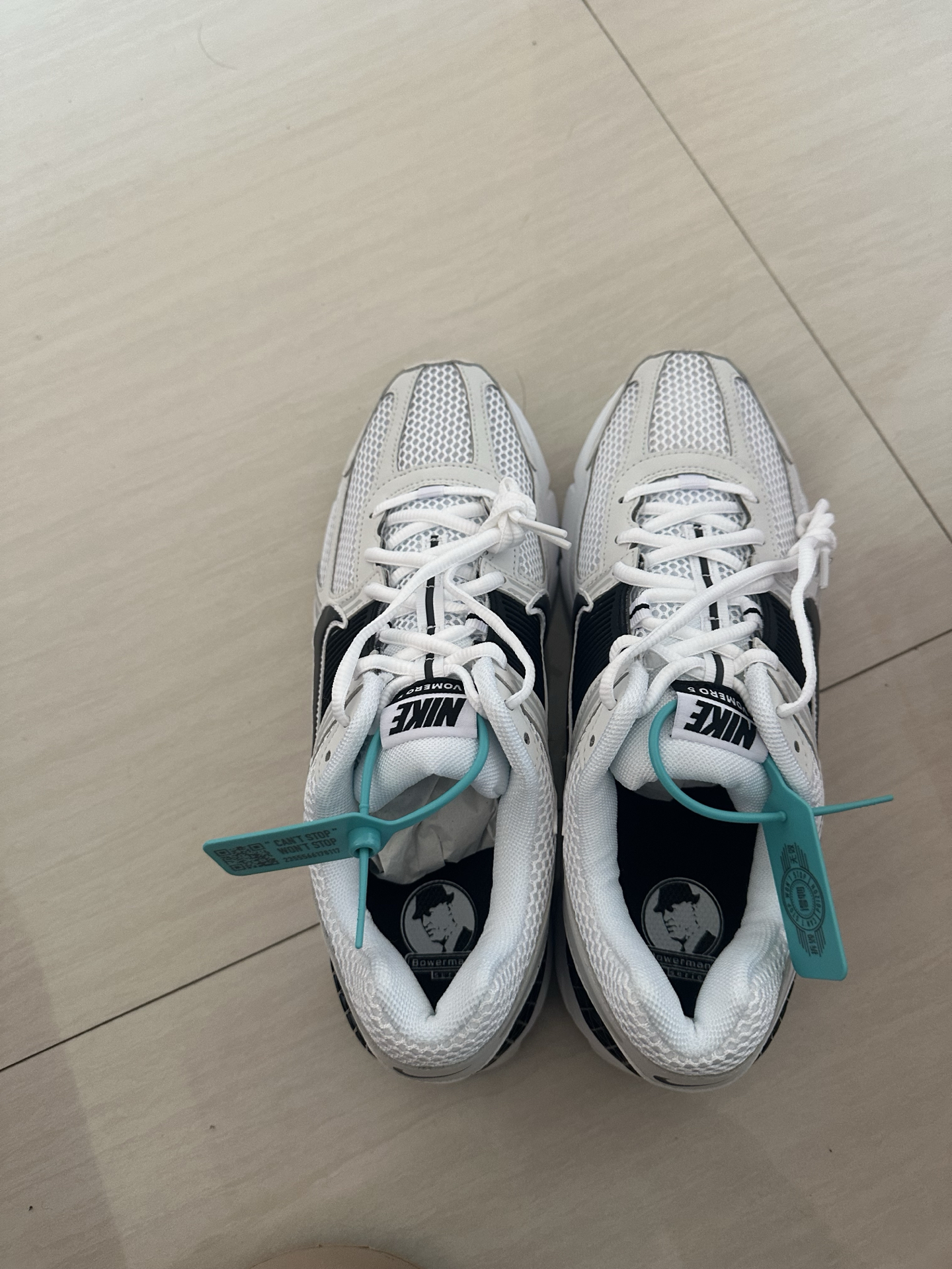 custom review-Nike Air Zoom Vomero 5 Амортизация Низкий Топ Повседневный Тренировки Городской Коммутирование Беговые кроссовки Мужской Белый