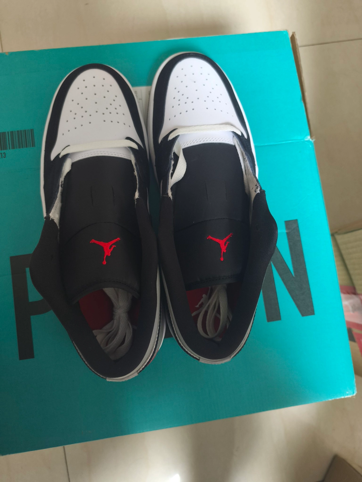 aj1为什么那么贵