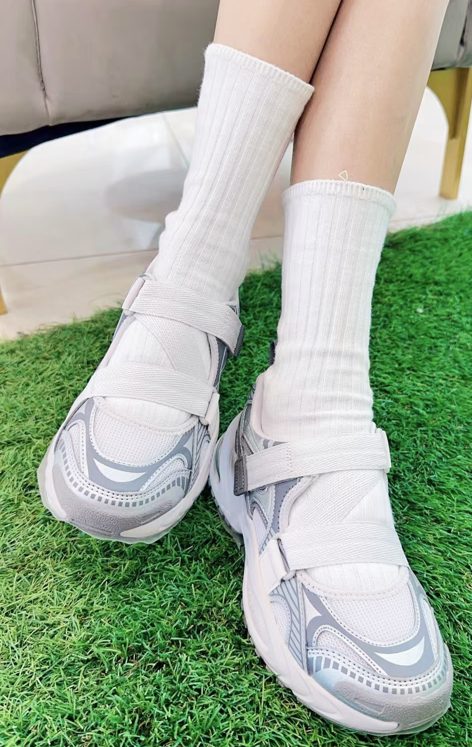 斯凯奇新款凉鞋 漂亮