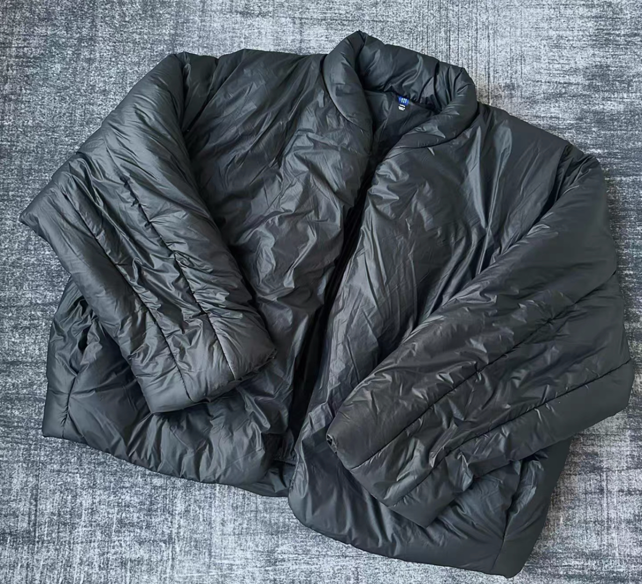 custom review-YEEZY x Gap X Balenciaga Хлопковый пуховик Унисекс Черный