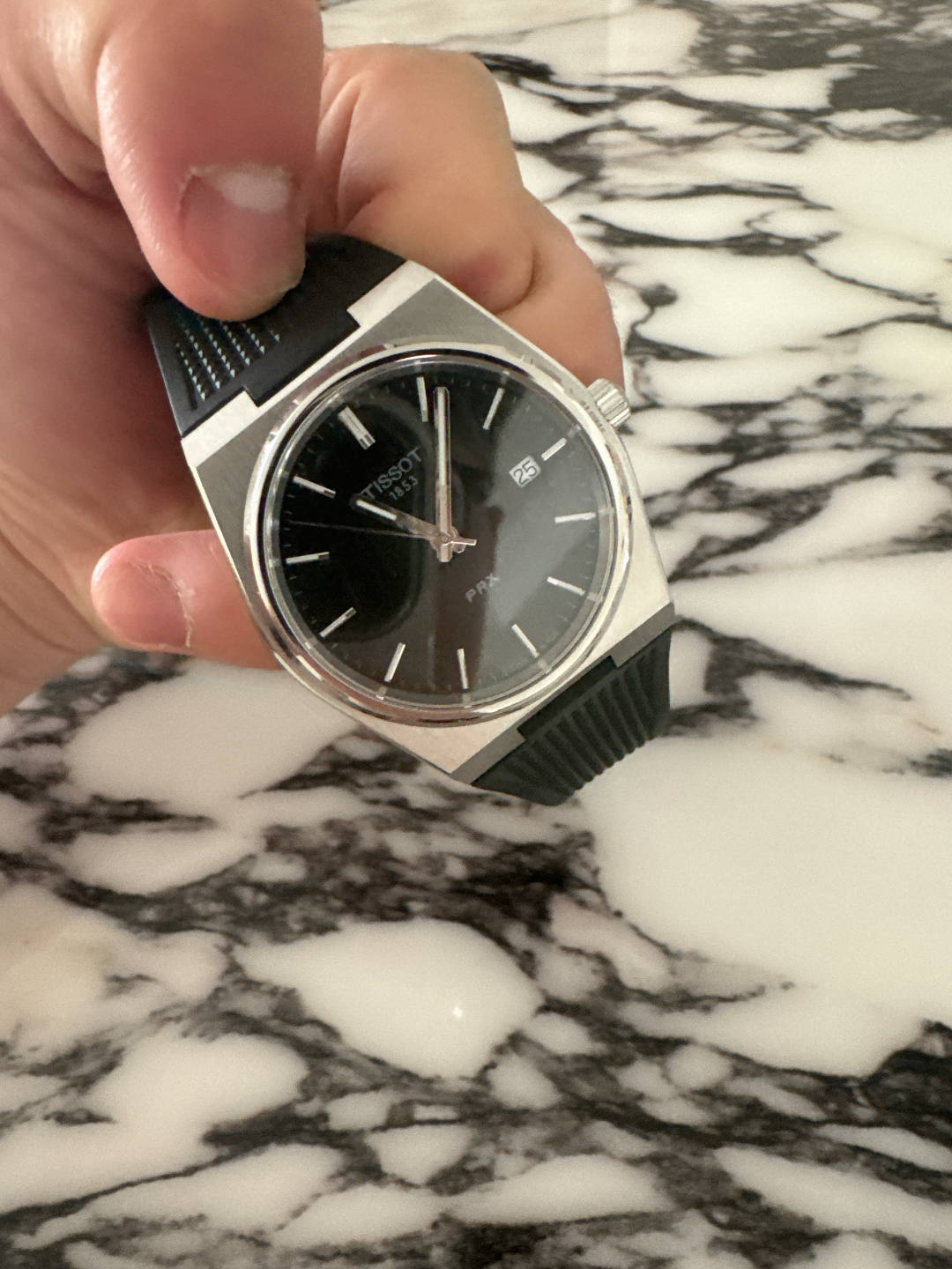 custom review-Tissot Classic Collection Кварцевый механизм 100 м Водонепроницаемые Мужские часы Часы 40 мм Черный циферблат