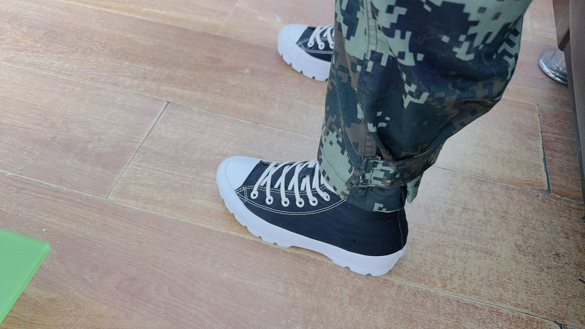 custom review-Конверс Lugged Chuck Taylor All Star Устойчивые к истиранию высокие кеды Женские Черно-белые