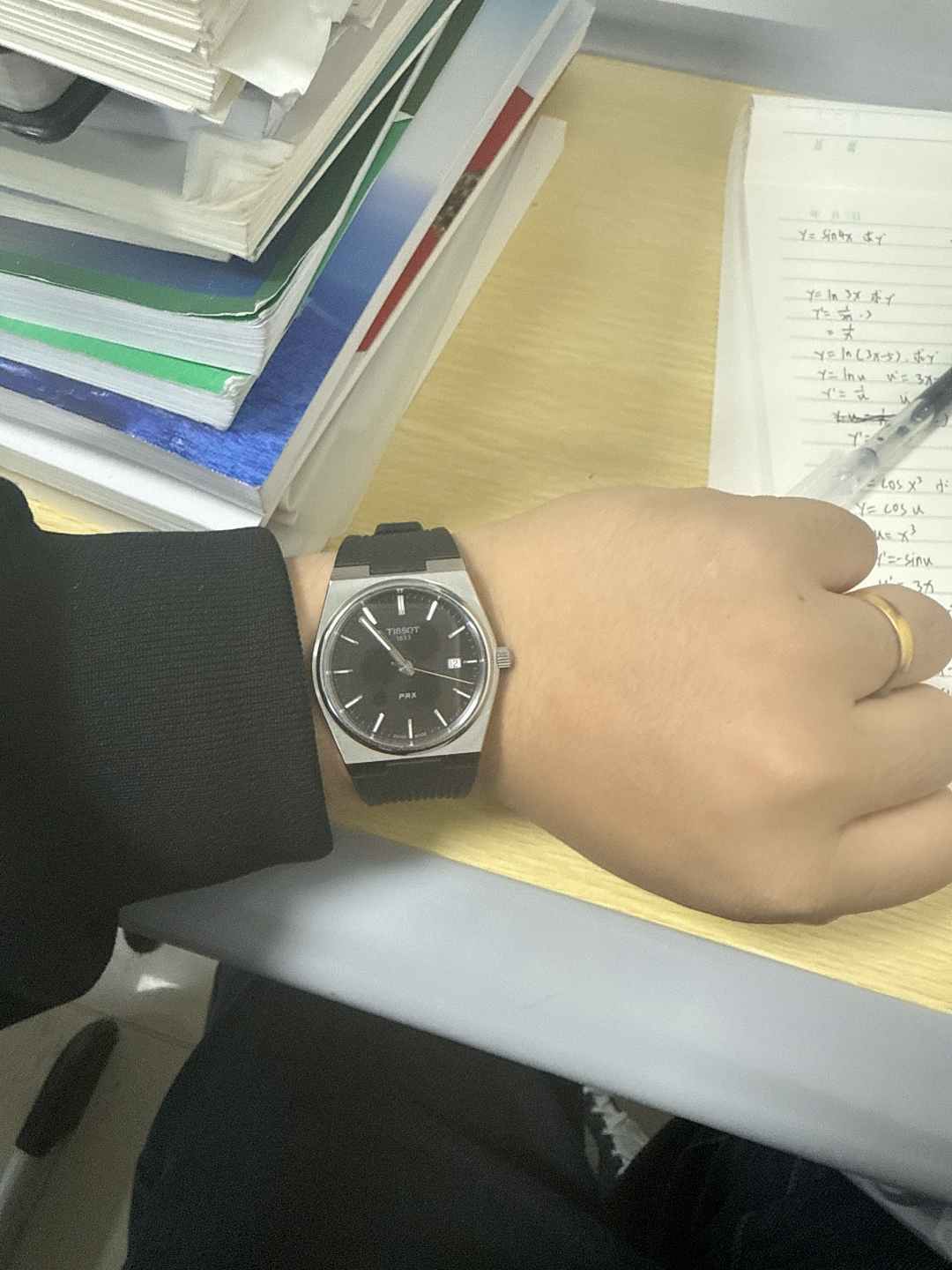 custom review-Tissot Classic Collection Кварцевый механизм 100 м Водонепроницаемые Мужские часы Часы 40 мм Черный циферблат