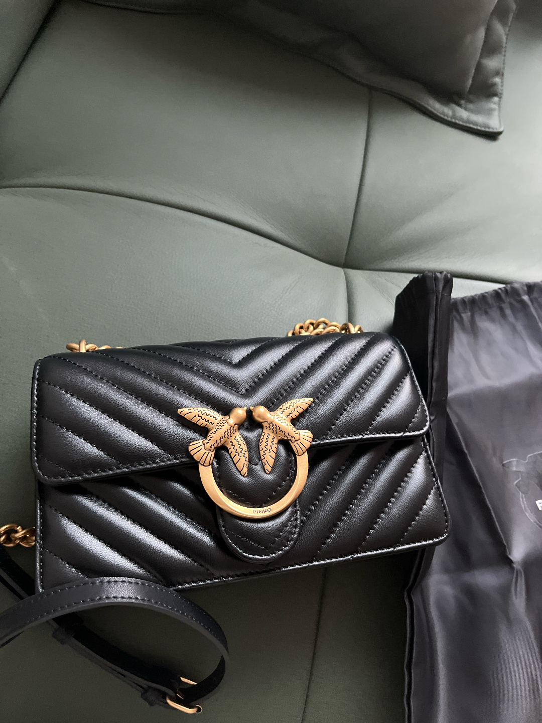 custom review-PINKO Овчина Сумка через плечо Женская Черная