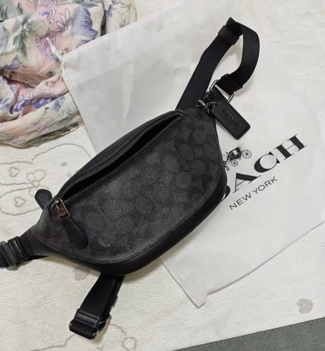 custom review-COACH Warren Покрытый холст с кожаными вставками бананка мини мужской угольный и черный