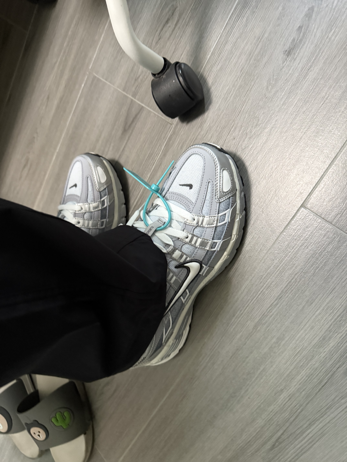 custom review-Nike P 6000 Устойчивый к истиранию Низкий Топ Повседневная Беговая Обувь Мужская Серебристо-Серый