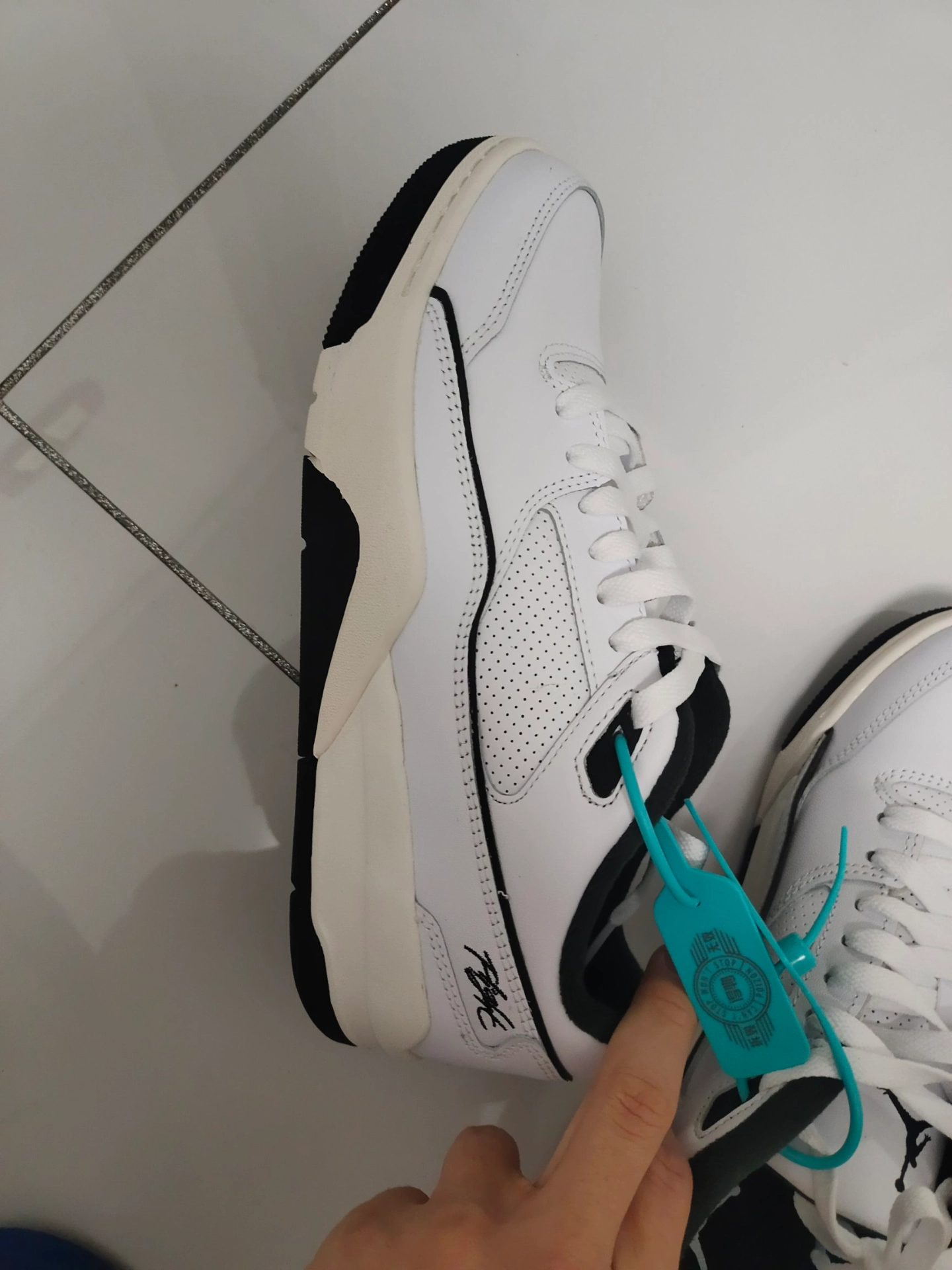 custom review-Jordan Flight Корт Нижняя юбка Устойчивая к истиранию Низкий Топ Винтажные баскетбольные кроссовки Унисекс Белый Черный