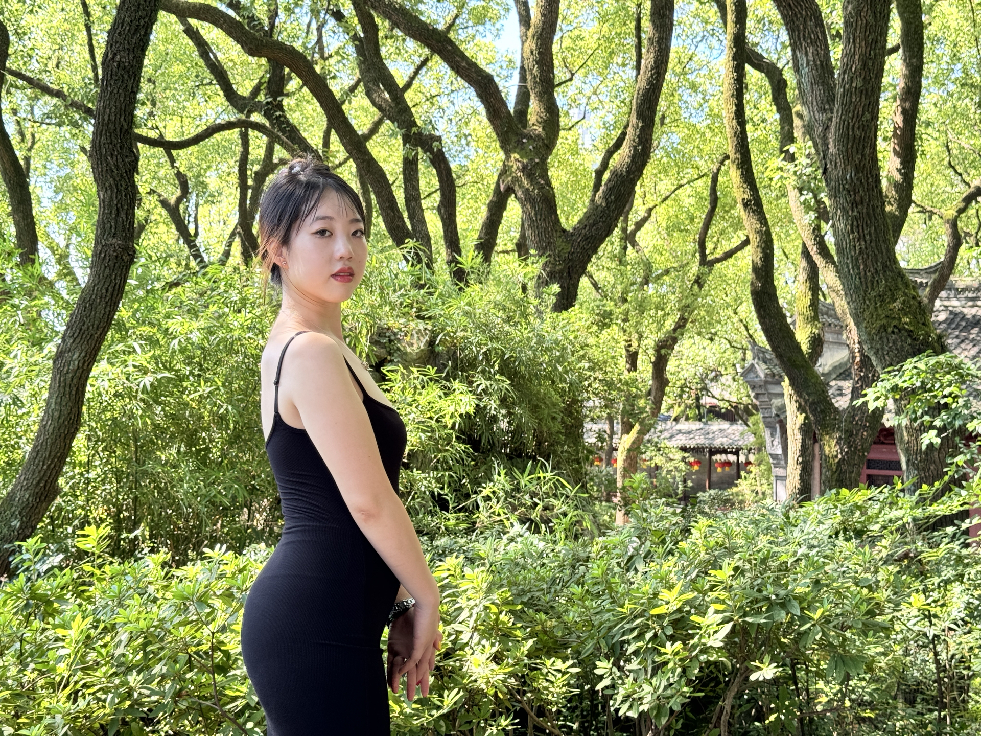 custom review-SKIMS Onyx/Banded Агат Черный Женские Слип-платья