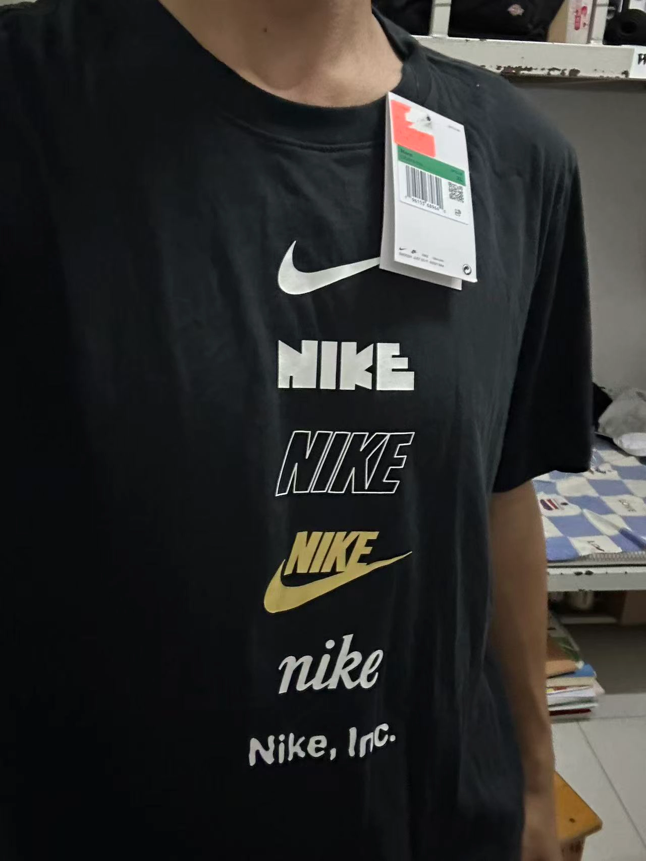 custom review-Мужская черная футболка Nike Sportswear T