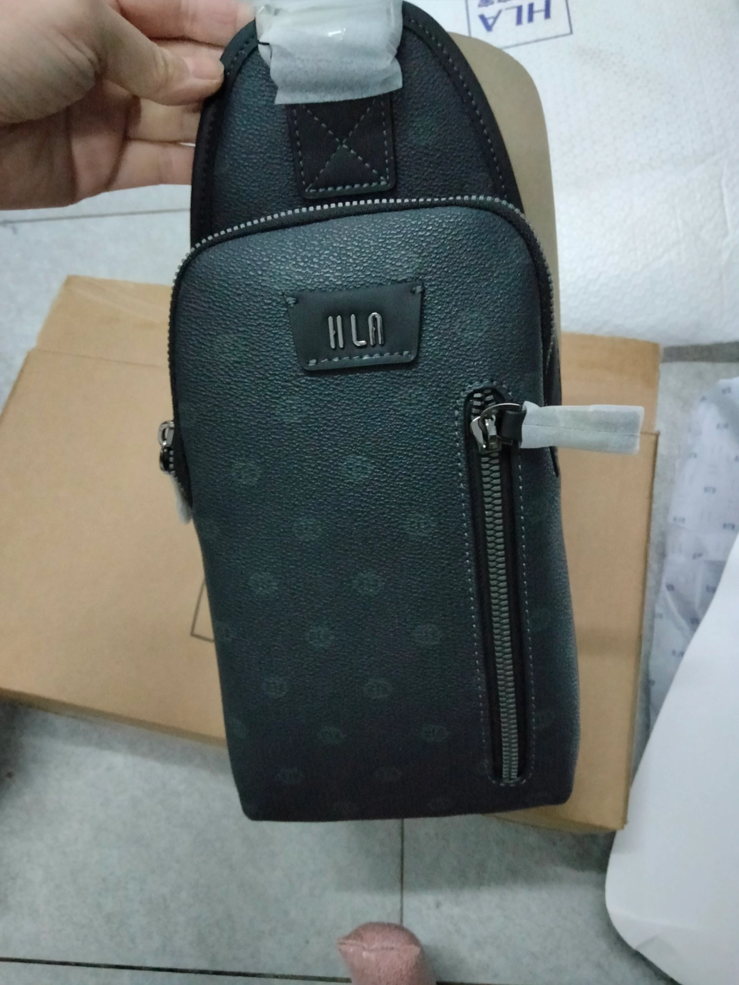 custom review-HLA Лицевая коровья кожа с синтетической кожей сумка через плечо сумка на плечо средний мужская черная