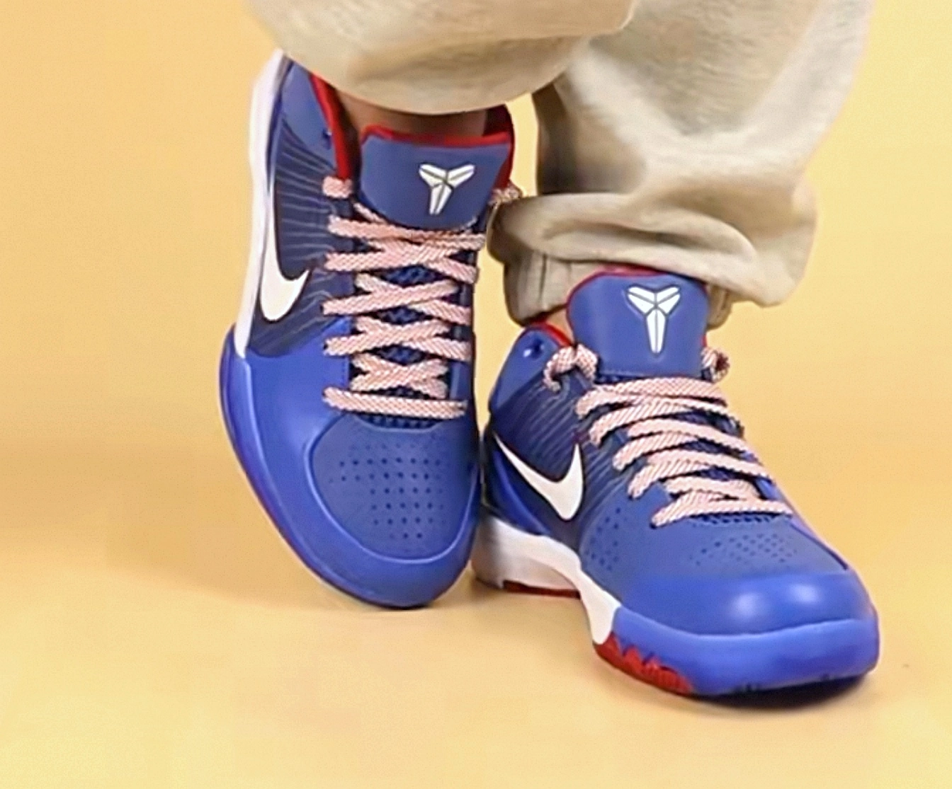 nike kobe 4 zk4科比4 白蓝色 低帮实战篮球鞋