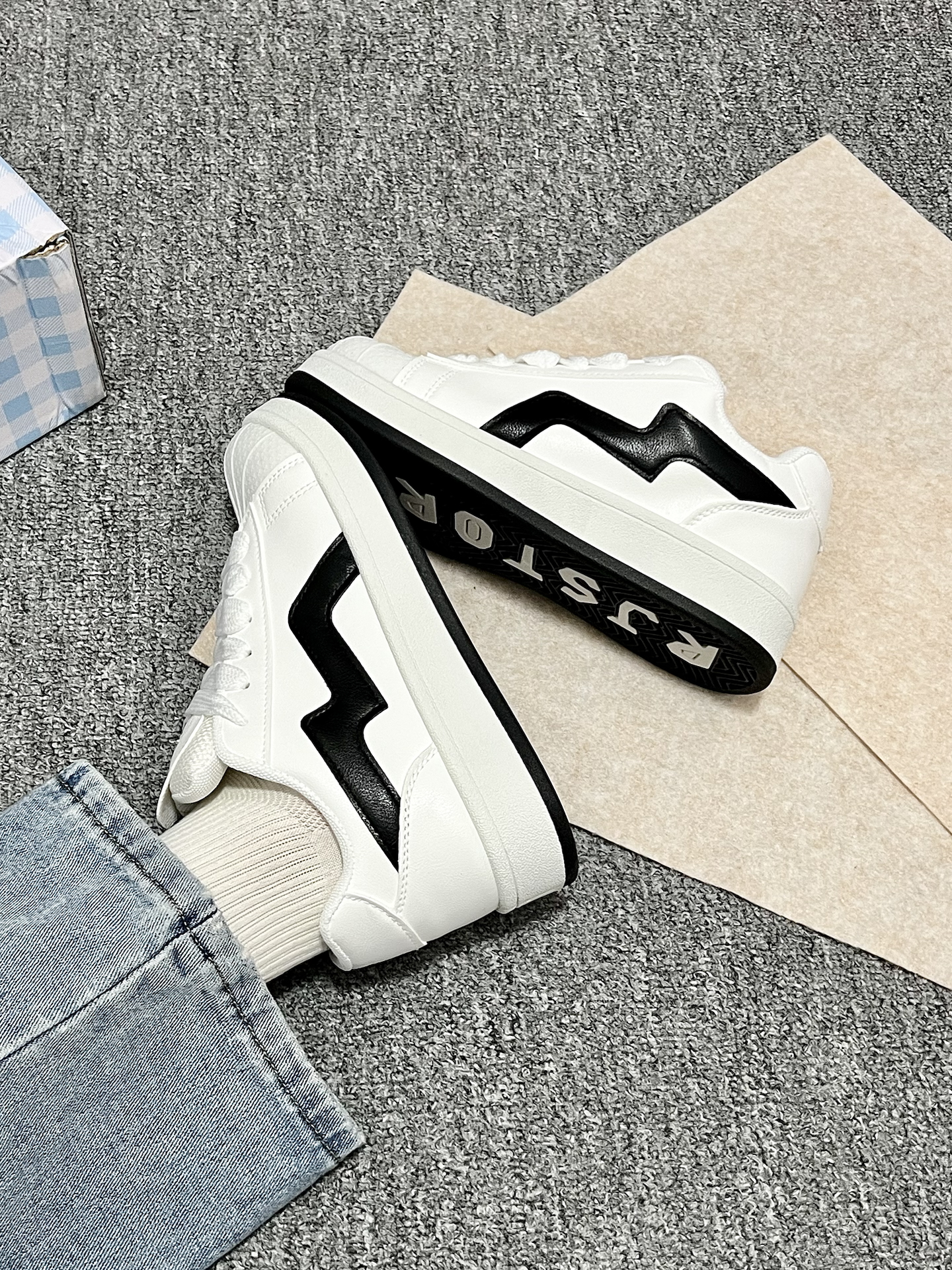 谁懂介双贝壳头板鞋有多好搭!