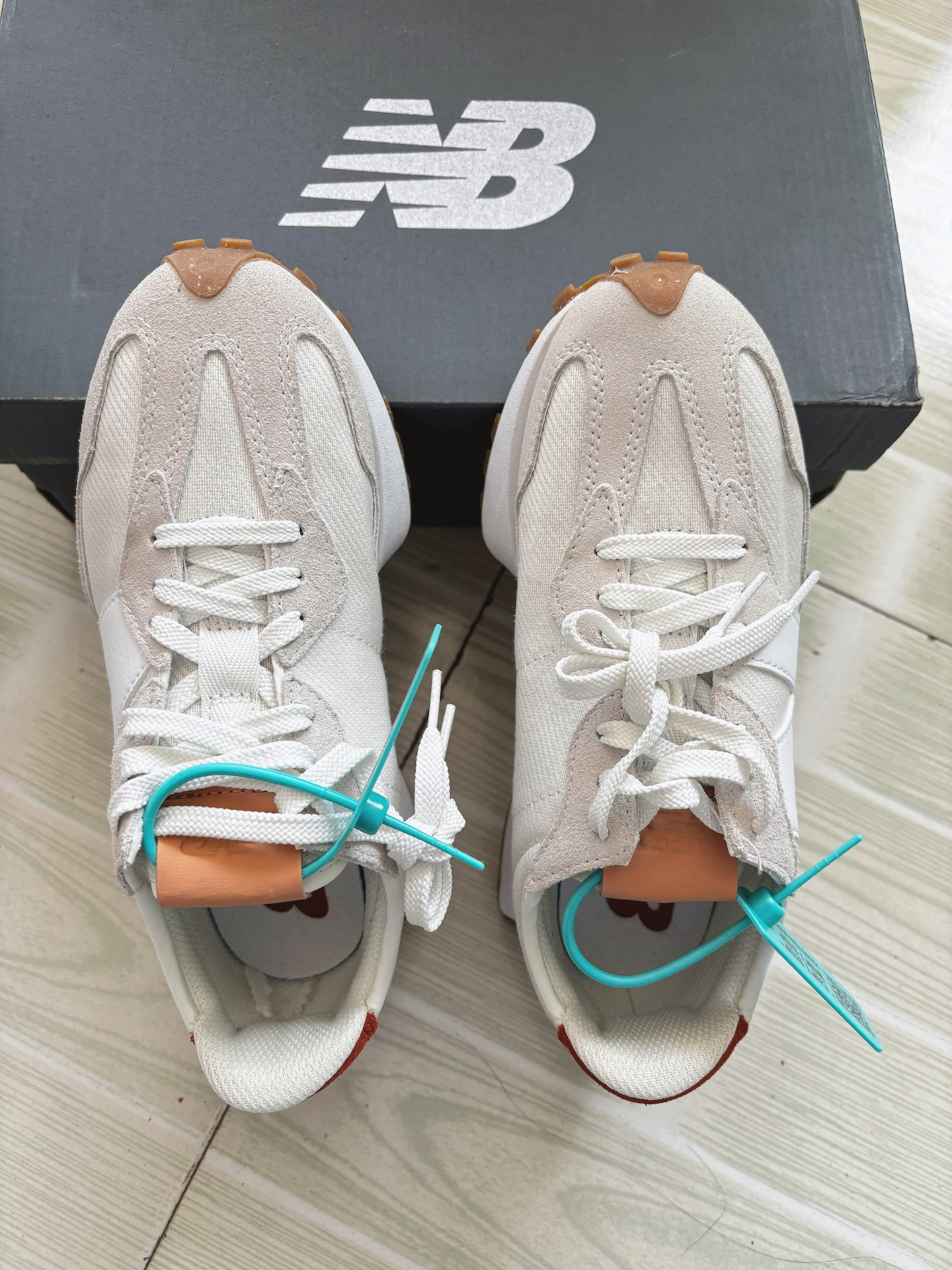 custom review-New Balance NB 327 Амортизация Устойчивость к истиранию Дышащий Верх Низкий Топ Повседневные Беговые кроссовки Женские Светло-серый