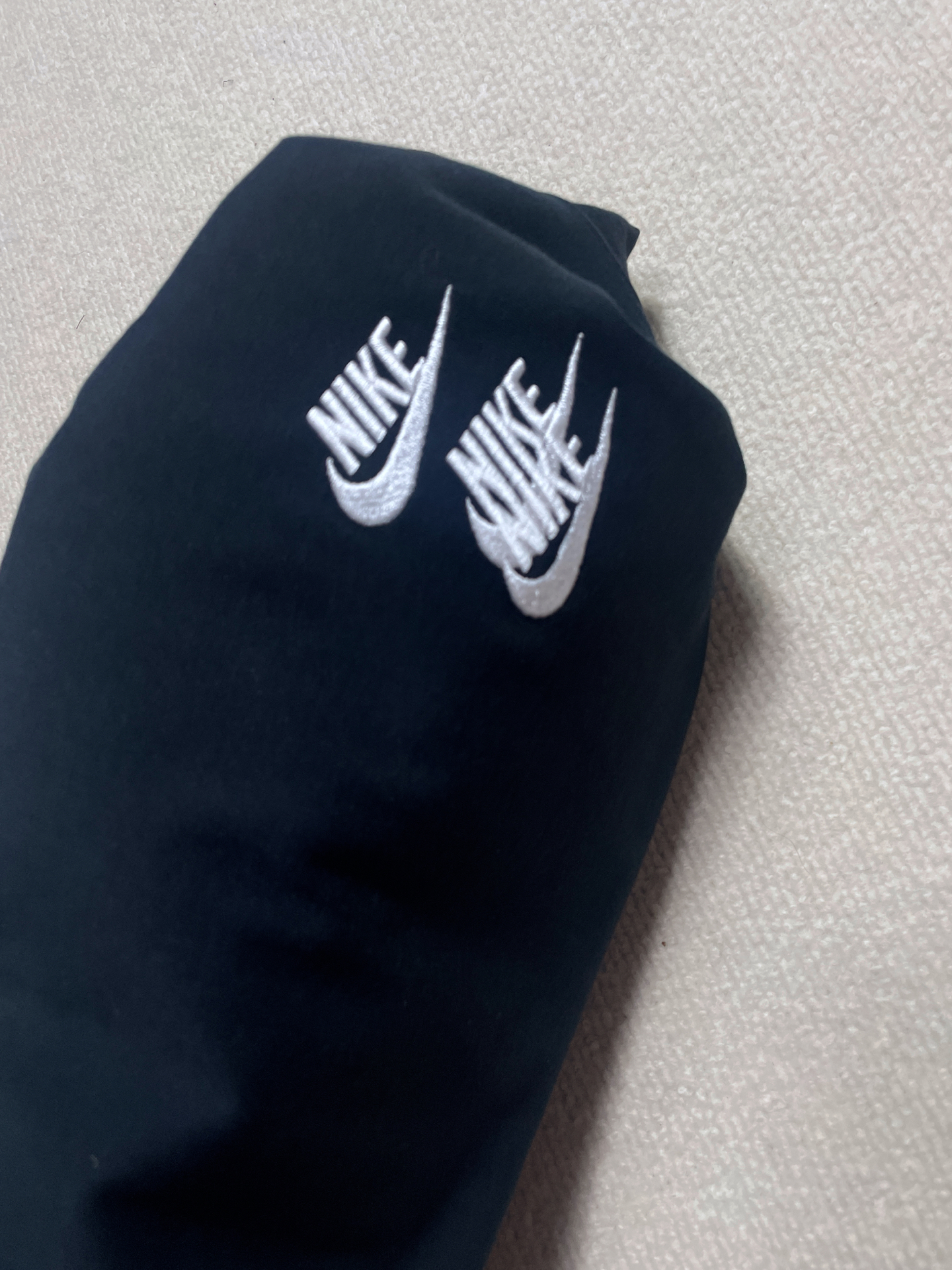 nike sportswear三钩刺绣印花半袖