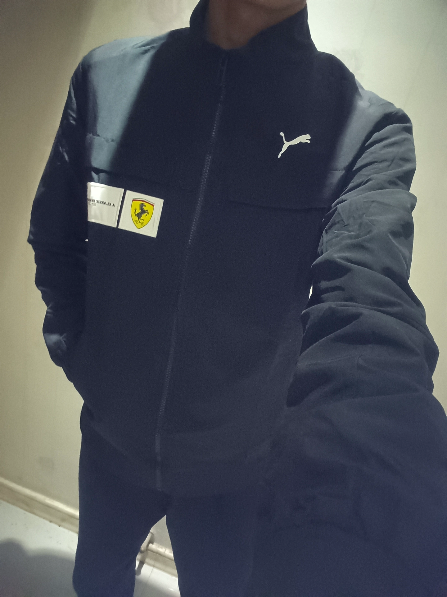 custom review-PUMA Ferrari Мужские Черные Куртки