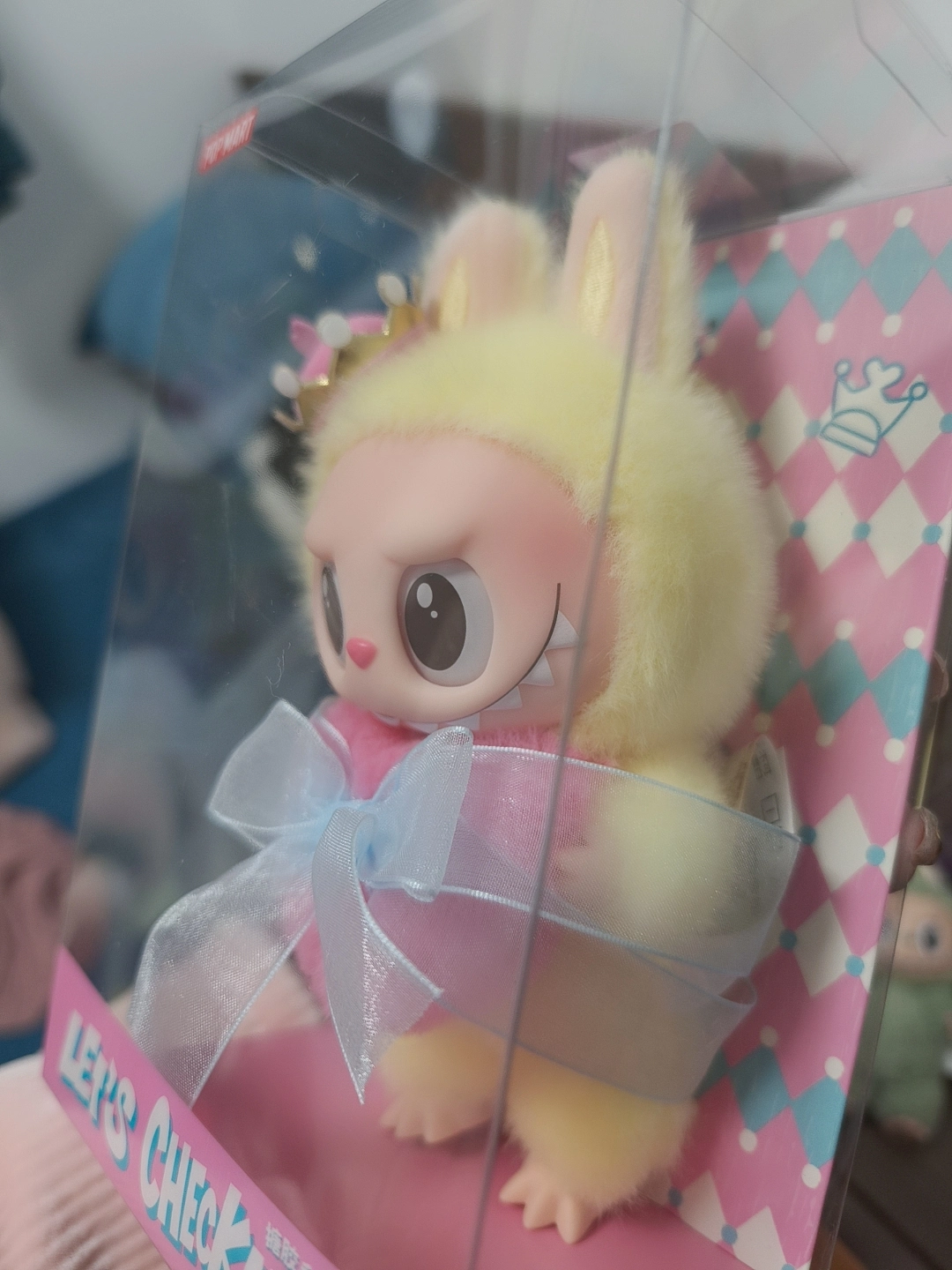 custom review-POP MART THE MONSTERS LABUBU Let's Checkmate, Виниловая Плюшевая Королева, Прозрачный Слепой Бокс На Карточке