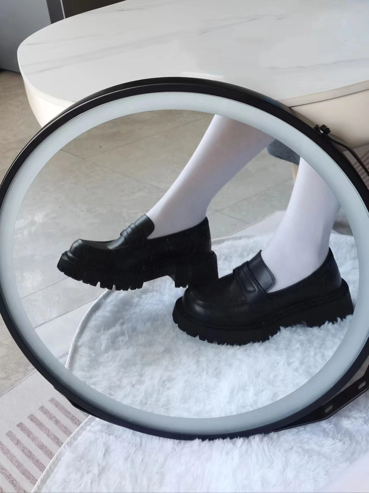 jk标配是小皮鞋 白袜嘛