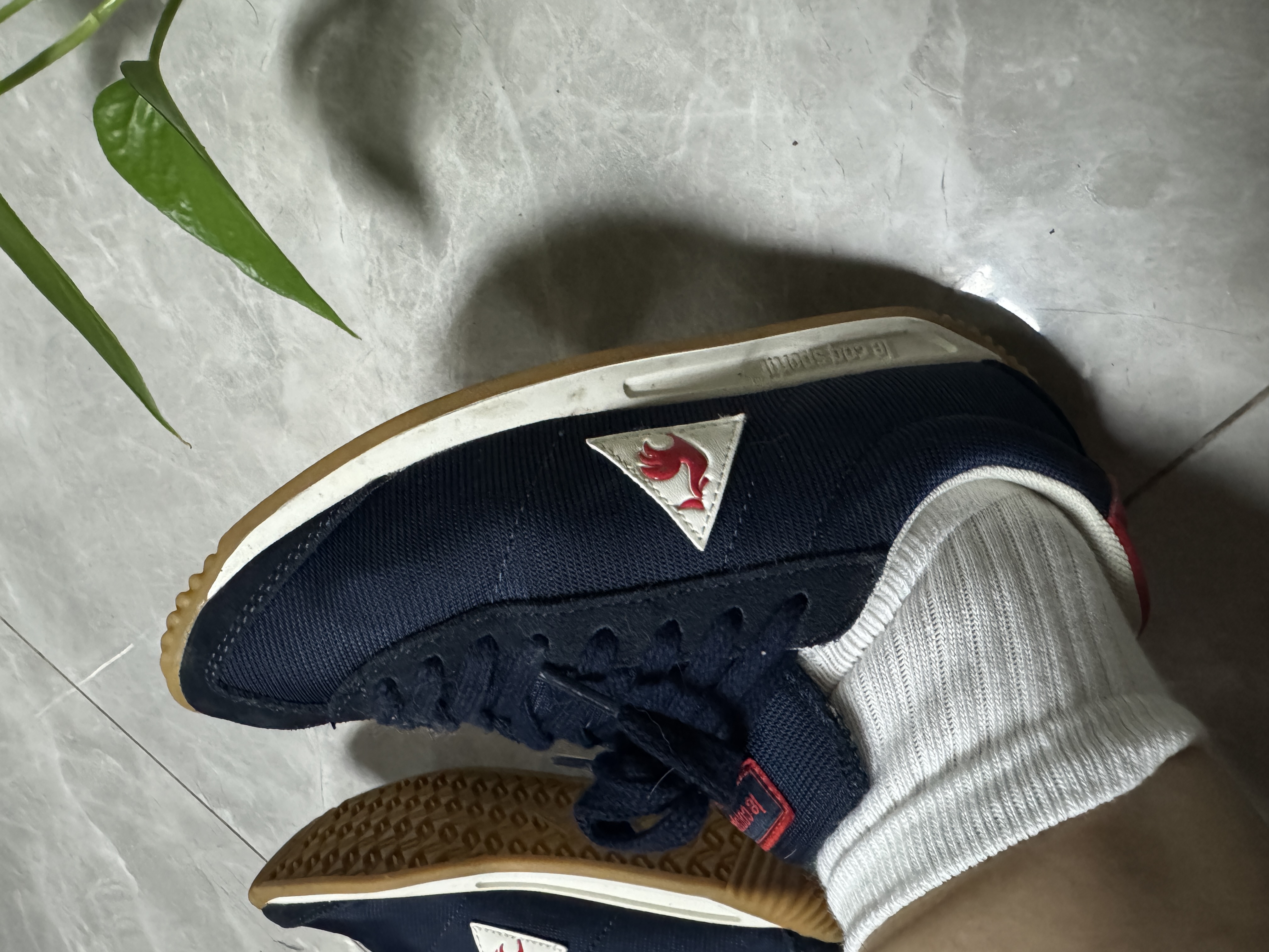 custom review-Le Coq Sportif French Rooster Амортизация Противоскользящий Устойчивый к истиранию Дышащий Отводящий влагу Покрытие