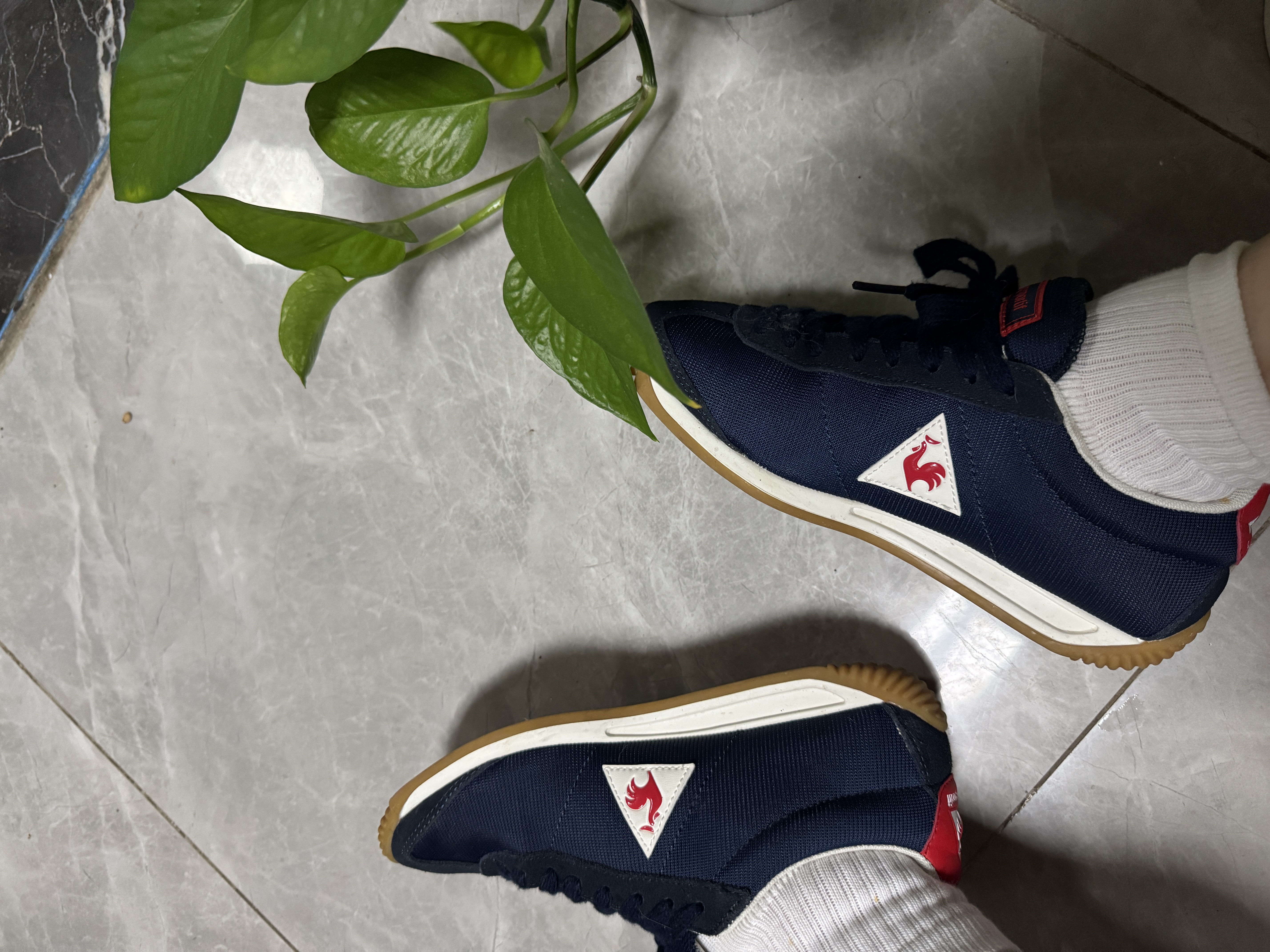 custom review-Le Coq Sportif French Rooster Амортизация Противоскользящий Устойчивый к истиранию Дышащий Отводящий влагу Покрытие