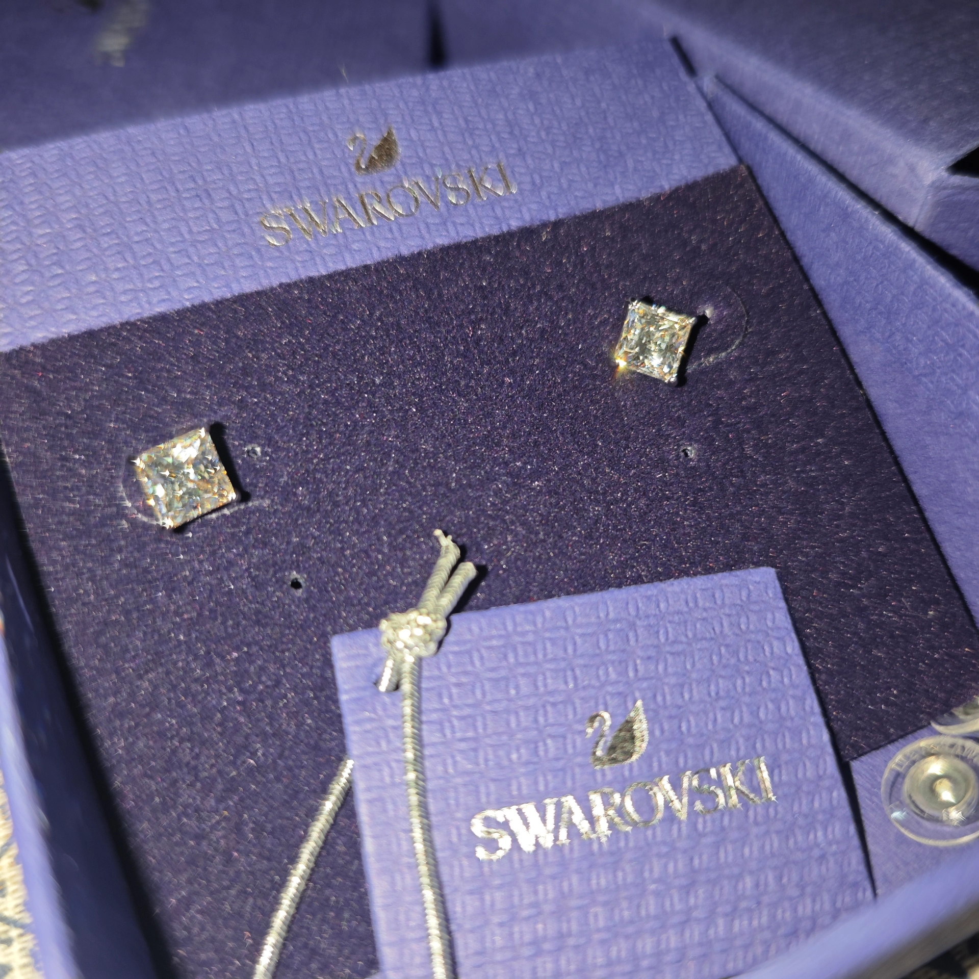 custom review-Swarovski Stilla Attract Серьги-гвоздики из сплава Женские