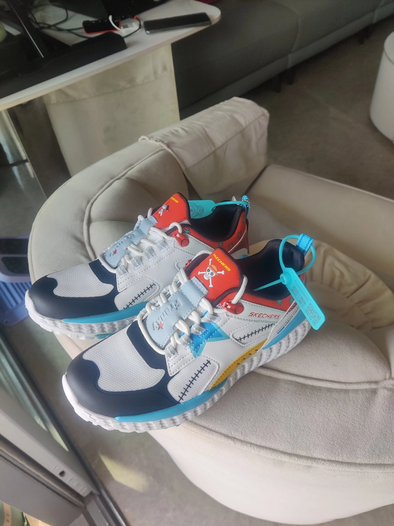 custom review-One Piece x Skechers Monster MID Топ Casual Женский Черный Белый Красный Многоцветный