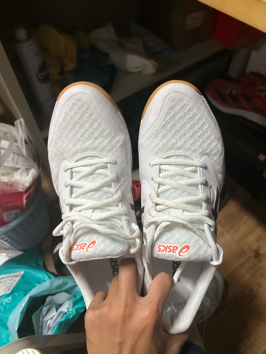 custom review-ASICS Gel Court Hunter 3 Устойчивый к истиранию Дышащая Низкая Обувь для Бадминтона Мужская Белая