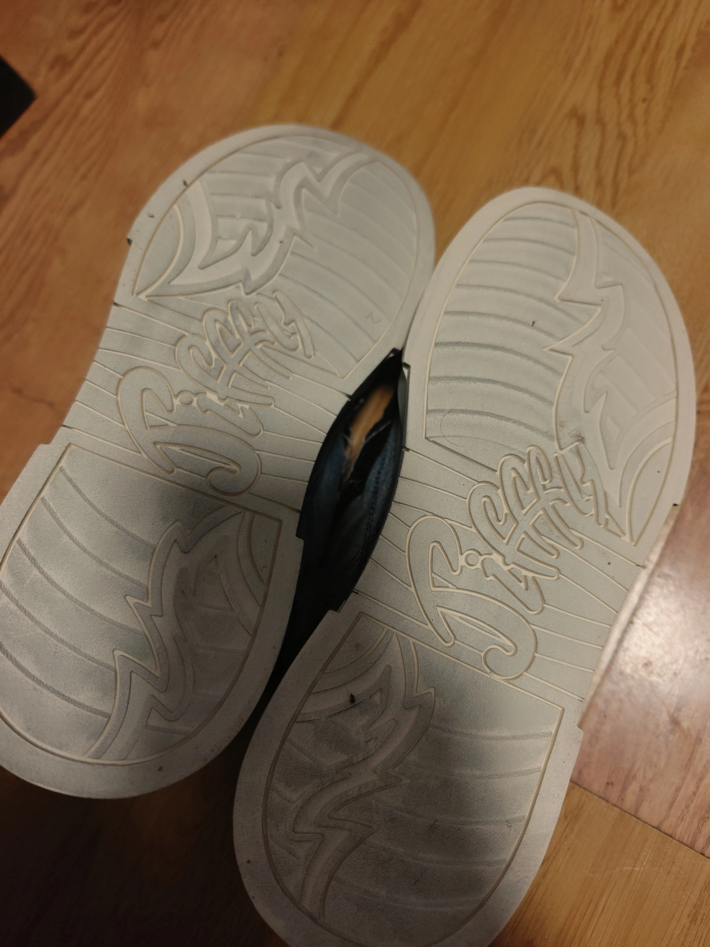 custom review-Jifffly Износостойкие Легкие Дышащие и Противоскользящие. Низкие Кроссовки для Скейтбординга Унисекс