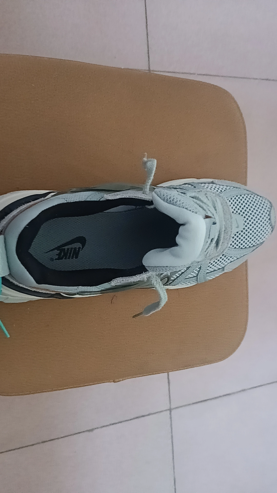 custom review-Nike V2K Run Амортизаторы Shock противоскользящие устойчивые к истиранию низкий топ повседневные городские для коммутирования беговые кроссовки женские цвет тауповый