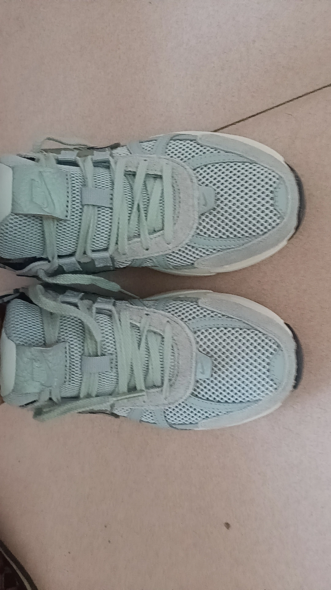 custom review-Nike V2K Run Амортизаторы Shock противоскользящие устойчивые к истиранию низкий топ повседневные городские для коммутирования беговые кроссовки женские цвет тауповый