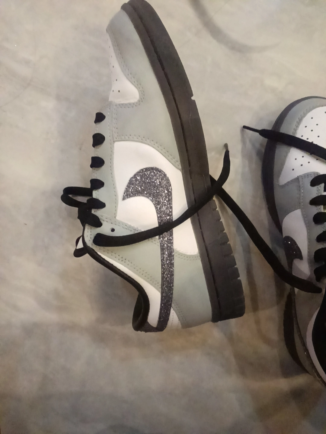 custom review-Nike Dunk Устойчивые к истиранию Низкие Кроссовки для скейтбординга Женские Серый Белый