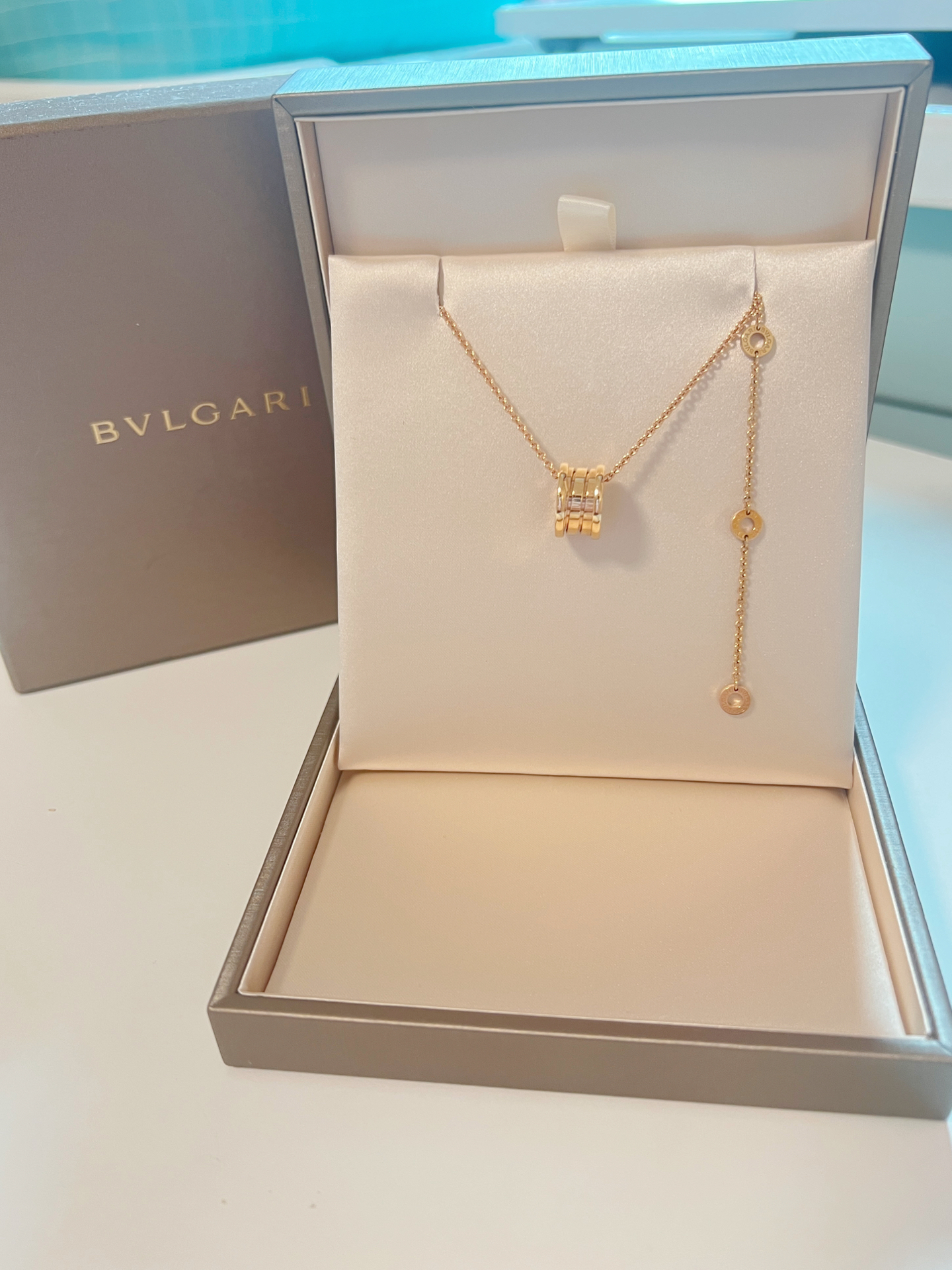 宝格丽弹簧项黄金色 #大牌项链分享 #宝格丽bvlgari # bvlgari宝格丽