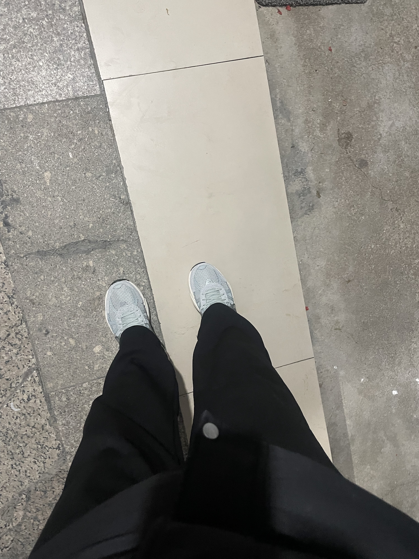 custom review-Nike V2K Run Амортизаторы Shock противоскользящие устойчивые к истиранию низкий топ повседневные городские для коммутирования беговые кроссовки женские цвет тауповый