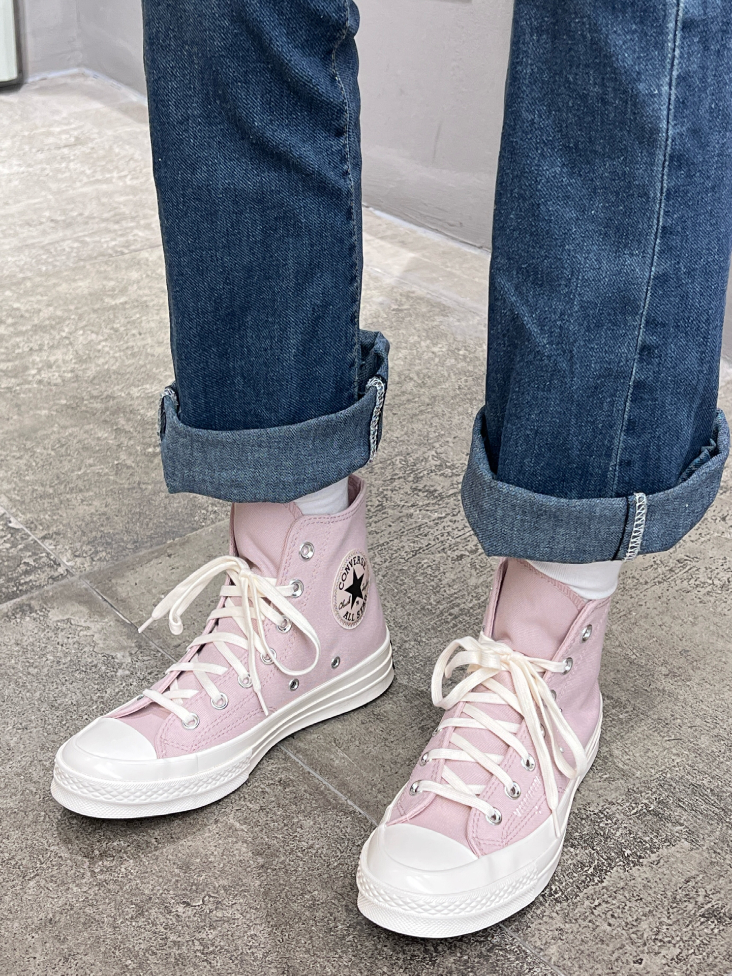 高帮粉紫色帆布鞋好甜,好好看呢!