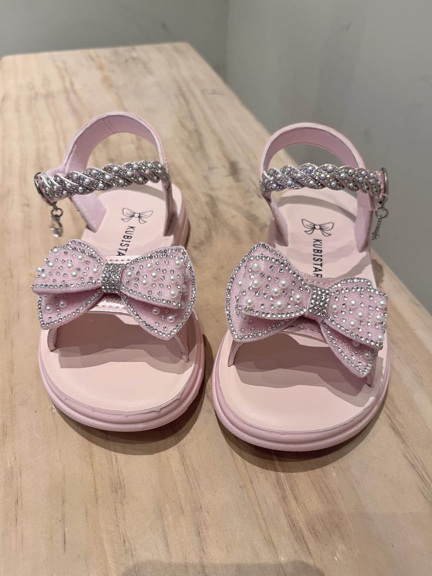 潮流百搭舒适儿童凉鞋