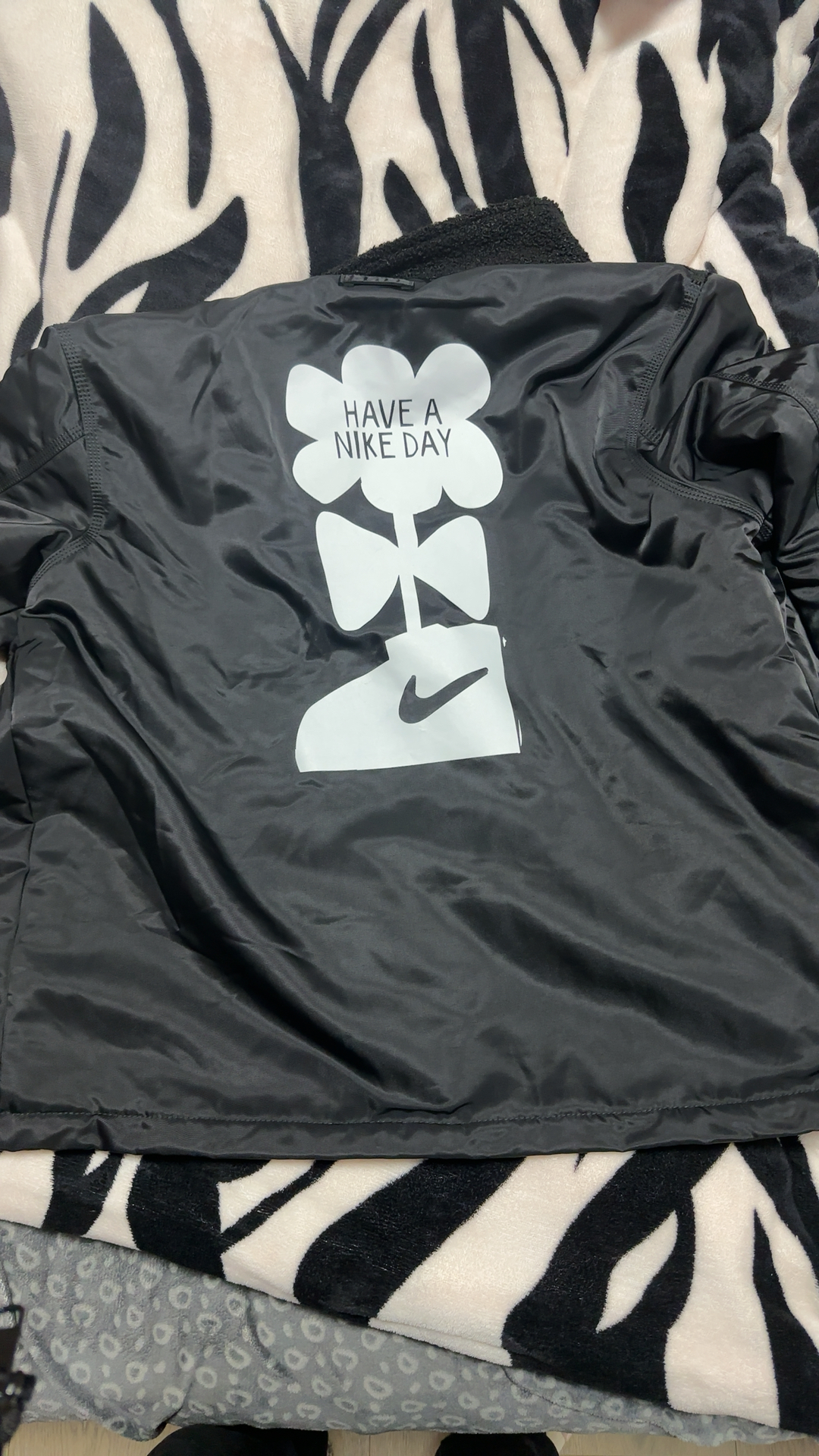 custom review-Nike Мужские черные куртки