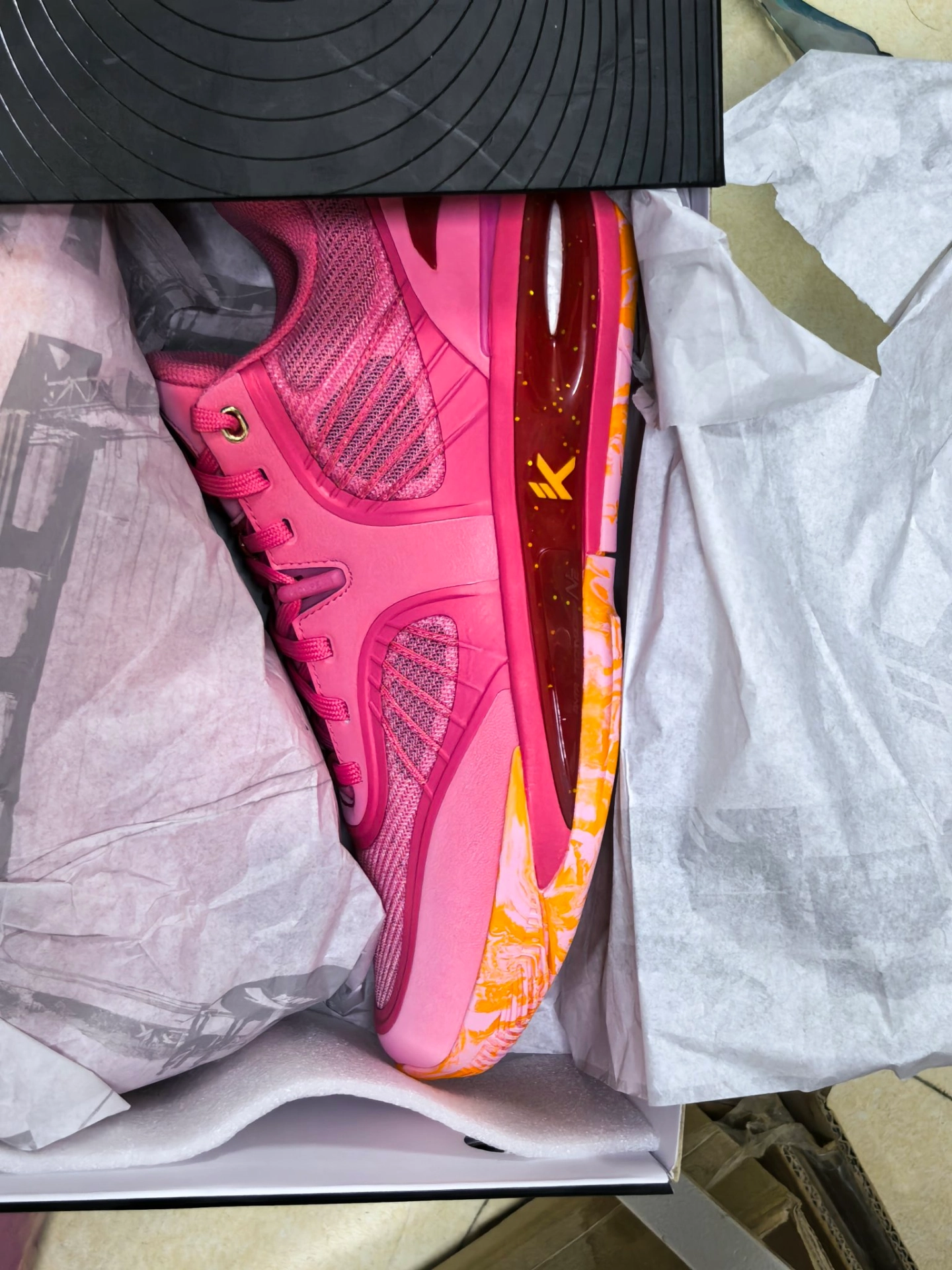 custom review-ANTA KT10 Устойчивый к истиранию Поддержка MID Баскетбольные кроссовки Мужской Radiant Розовый