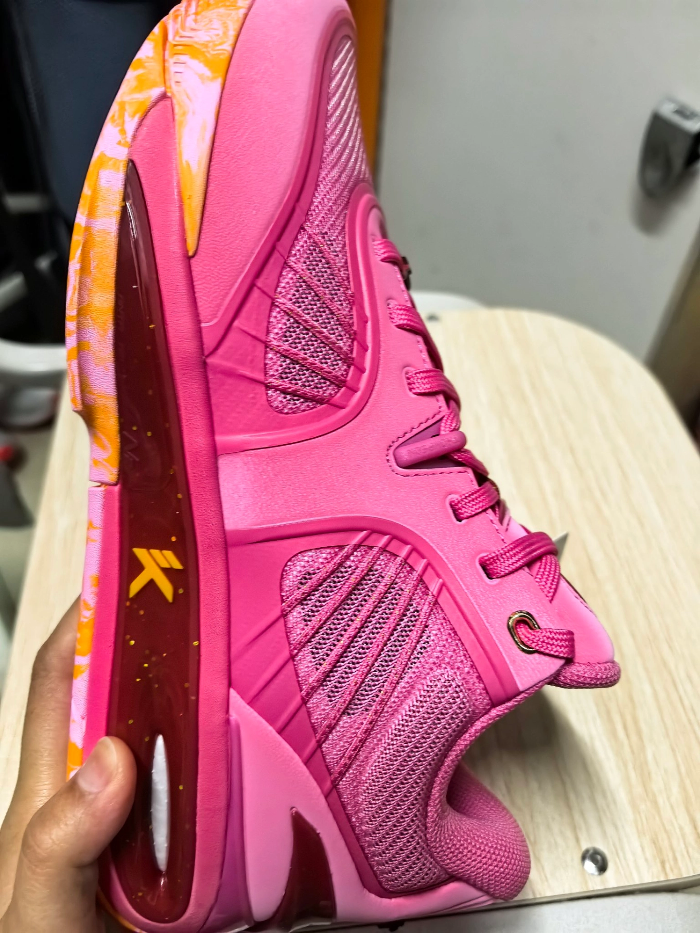 custom review-ANTA KT10 Устойчивый к истиранию Поддержка MID Баскетбольные кроссовки Мужской Radiant Розовый