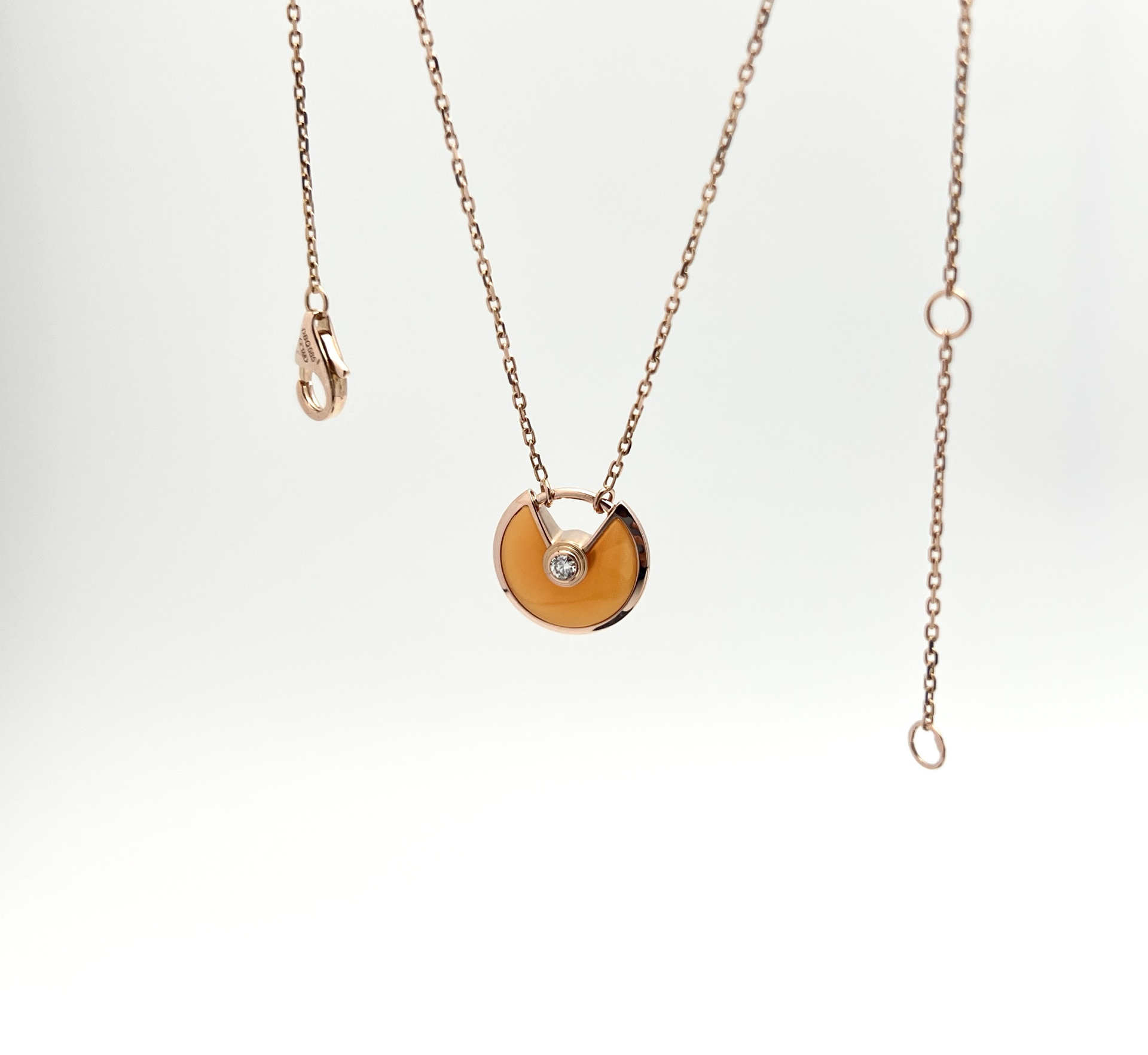 卡地亚护身符项链